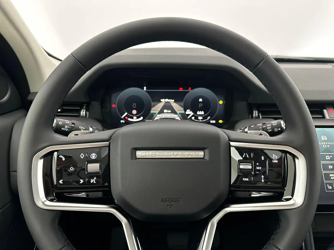 Land Rover Discovery Sport 2026 — фото 10