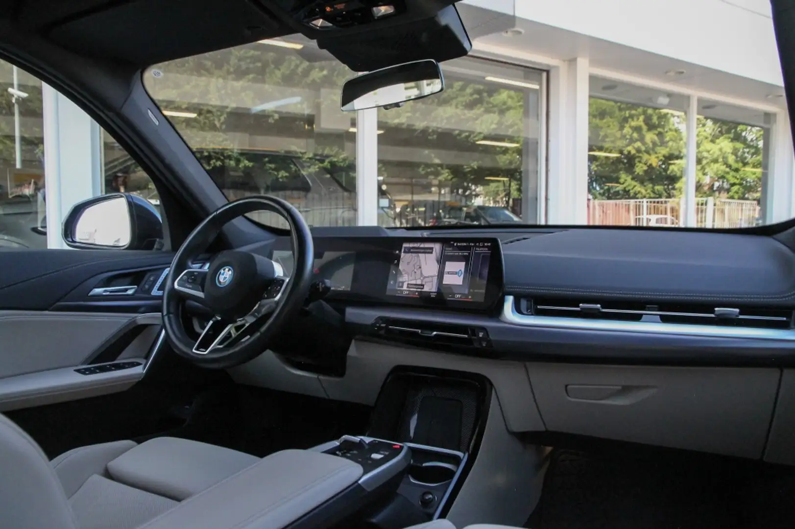 BMW X1 xDrive30e M-Sport I Pano I Head-up I M2023 Zwart - 2