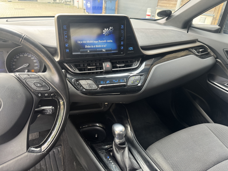 Toyota C-HR CHR 1.8 HYBRID STYLE PLUS 12 MOIS GARANTIE — photo 13