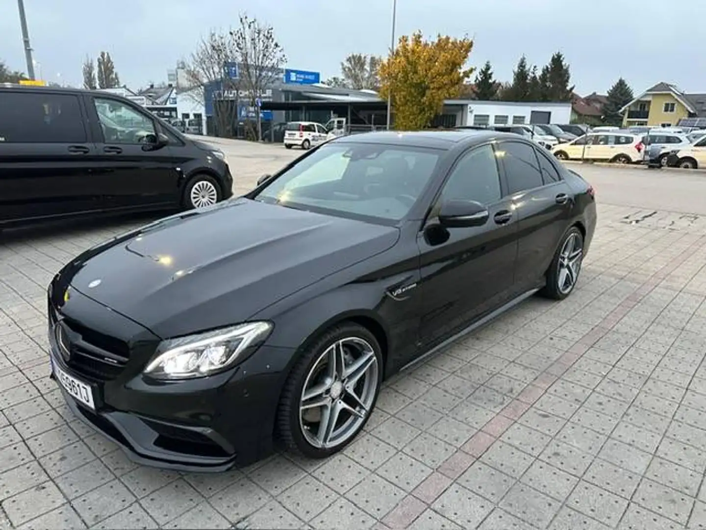Mercedes-Benz C 63 AMG C 63 AMG Schwarz - 1