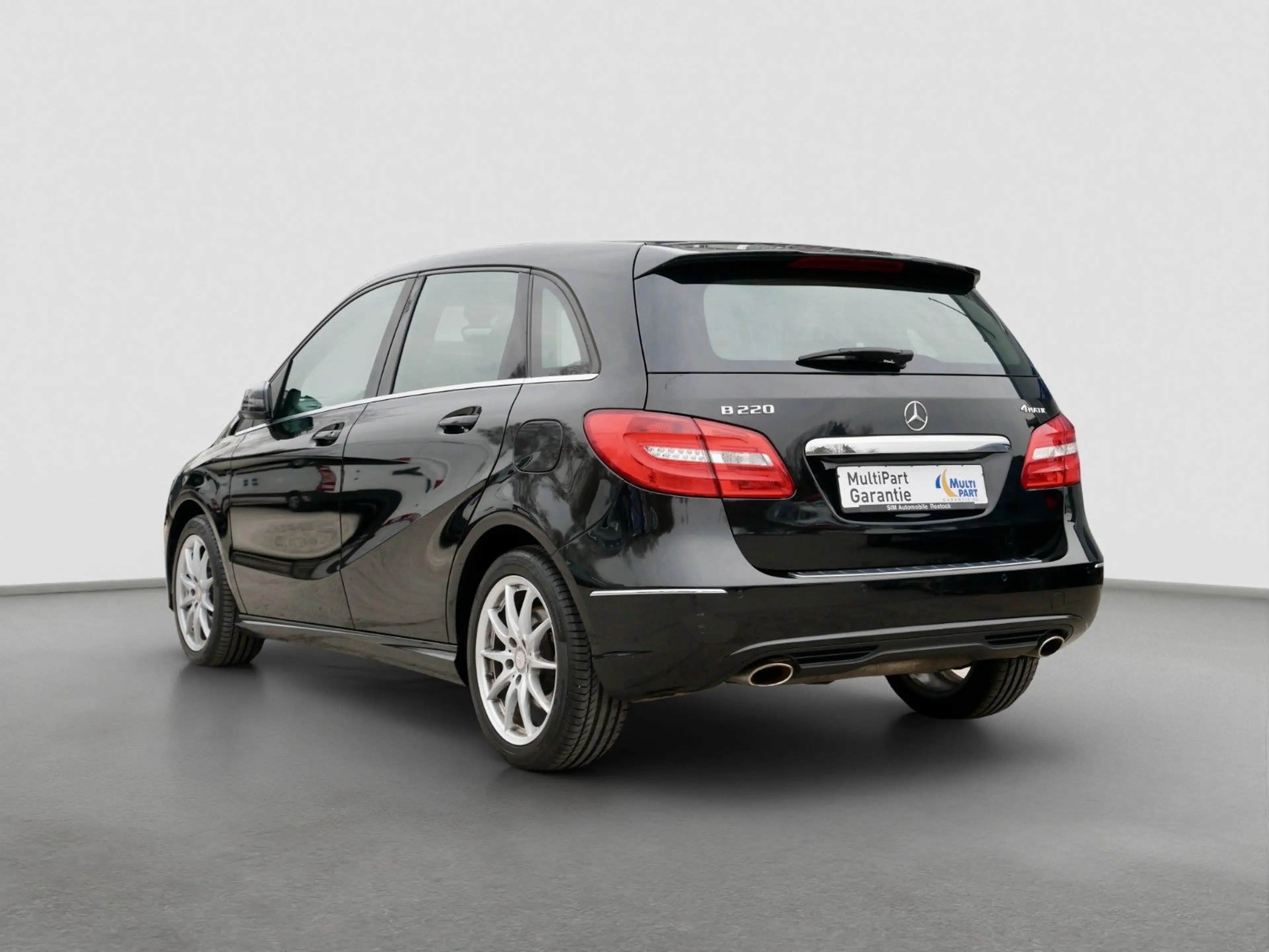 Mercedes-Benz B 220 4Matic+Webasto+NAVI+SHZ — photo 3