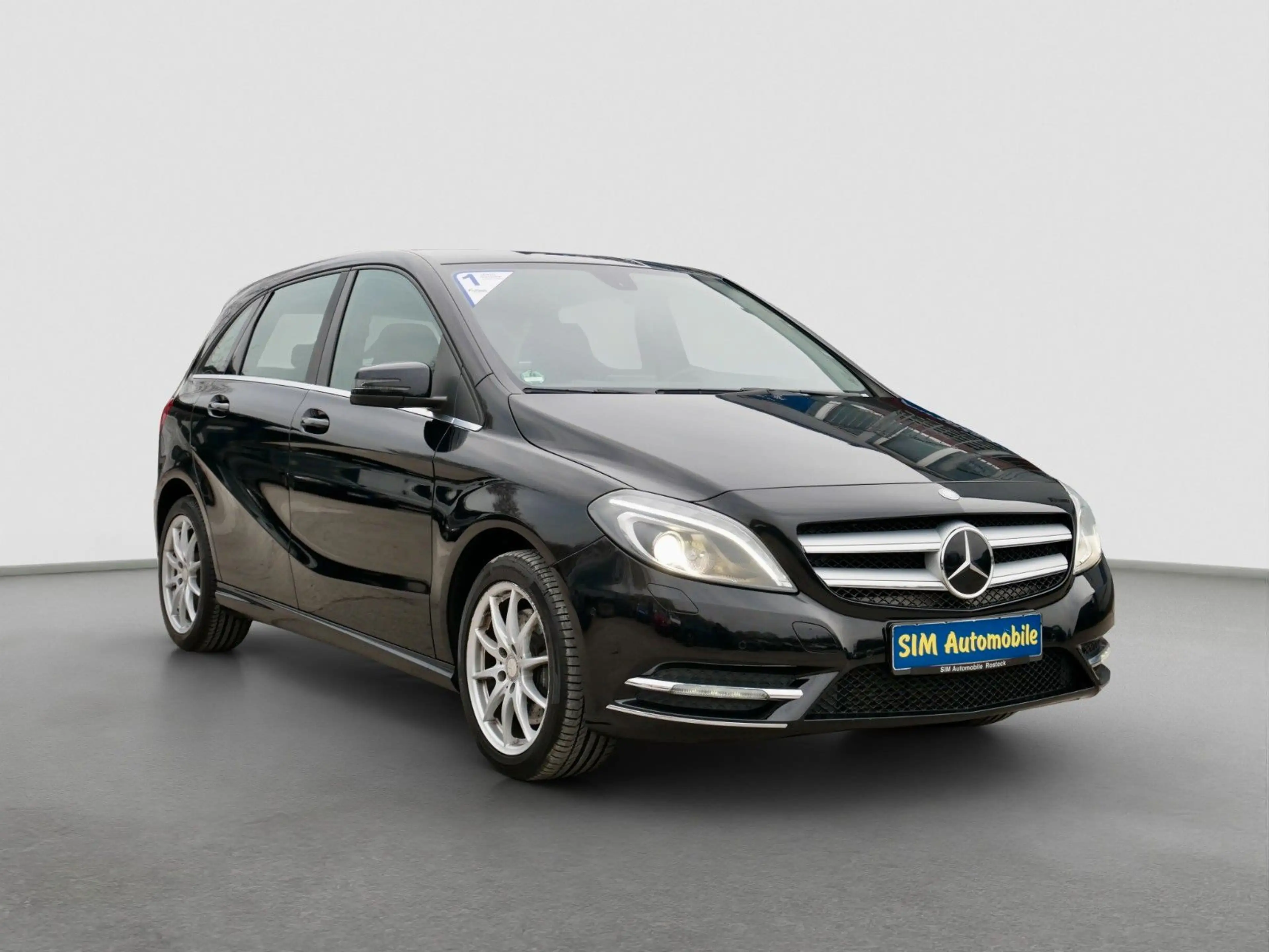 Mercedes-Benz B 220 4Matic+Webasto+NAVI+SHZ — photo 7