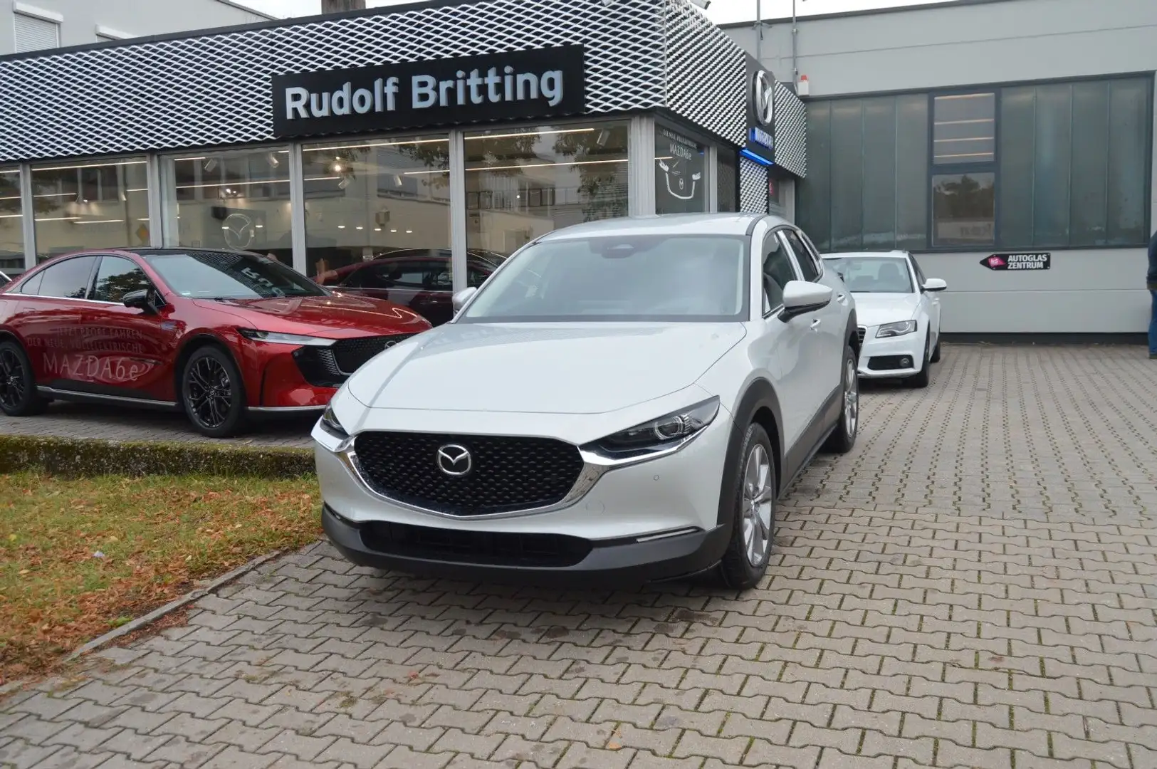 Mazda CX-30 SKYACTIV 140PS 6GS Exclusive Navi PDC SHZ Weiß - 2