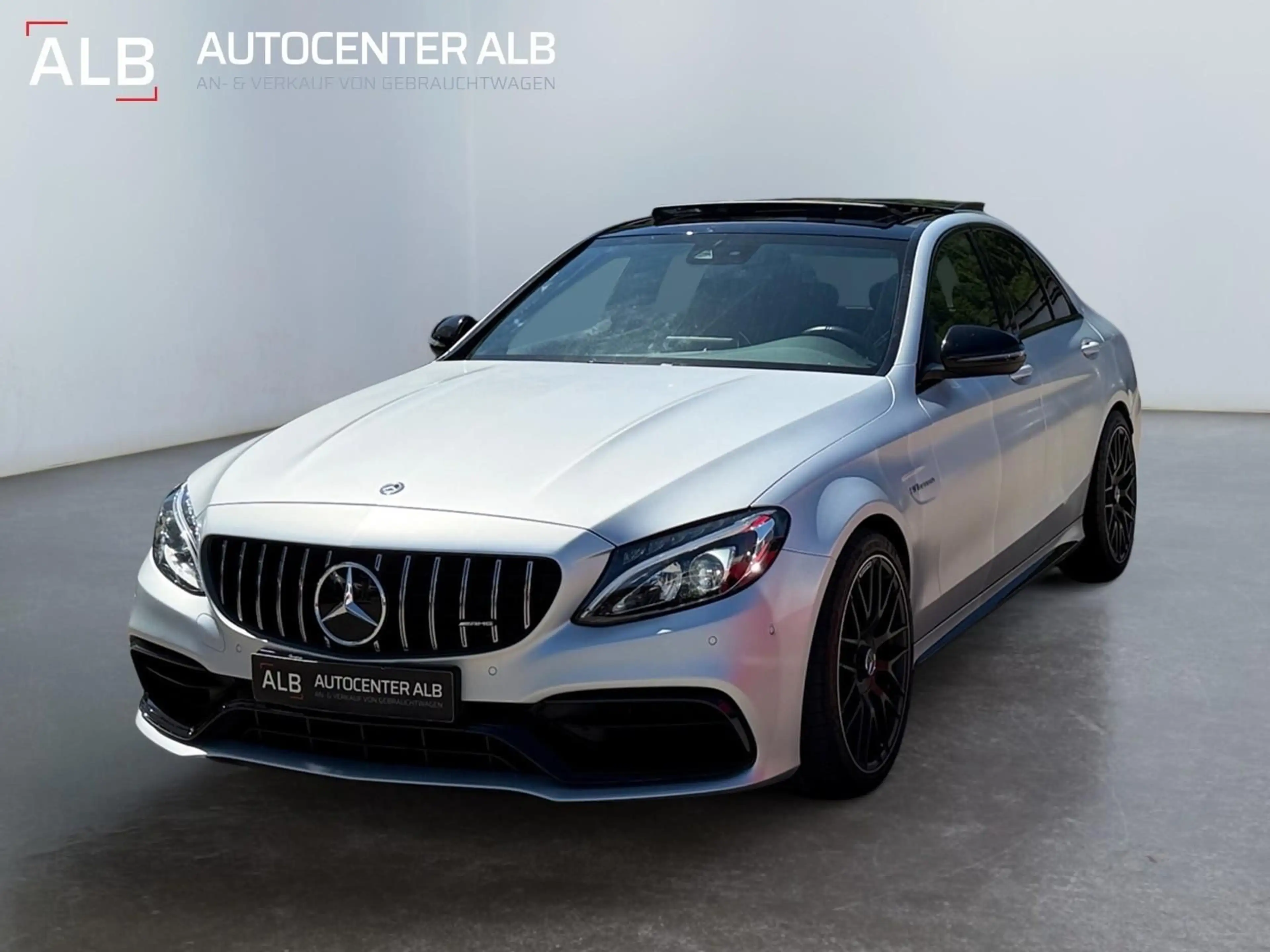 Mercedes-Benz C 63 AMG C 63 S AMG /MAGNO-SILBER/BURMESTER/PERF.SITZE/