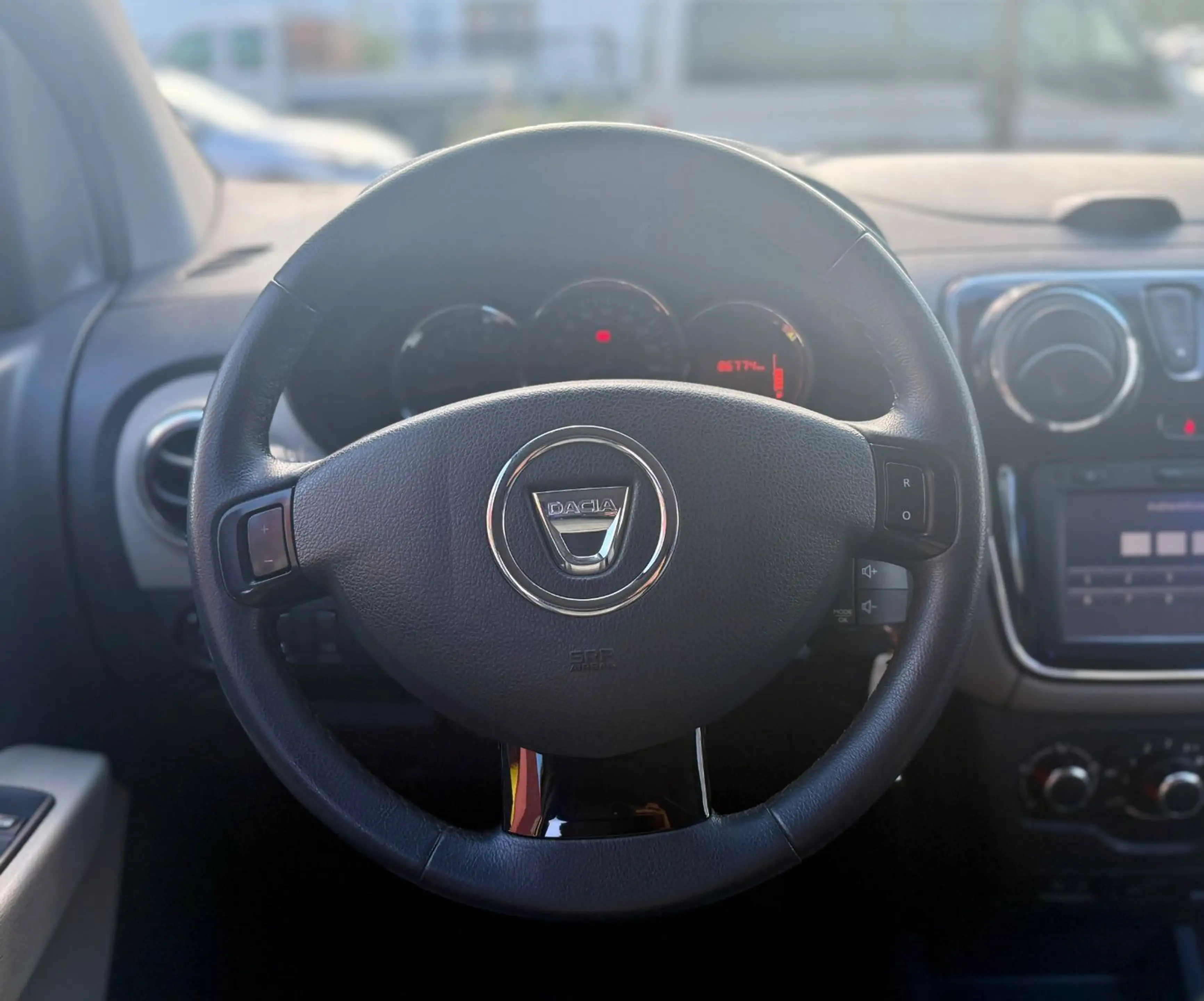 Dacia Lodgy Prestige LPG 7. Sitze Nav Tempomat Klima — photo 12