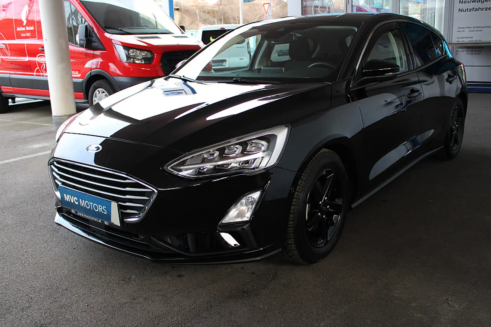 Ford Focus 1,0 EcoBoost Trend Edition Business Black - 1