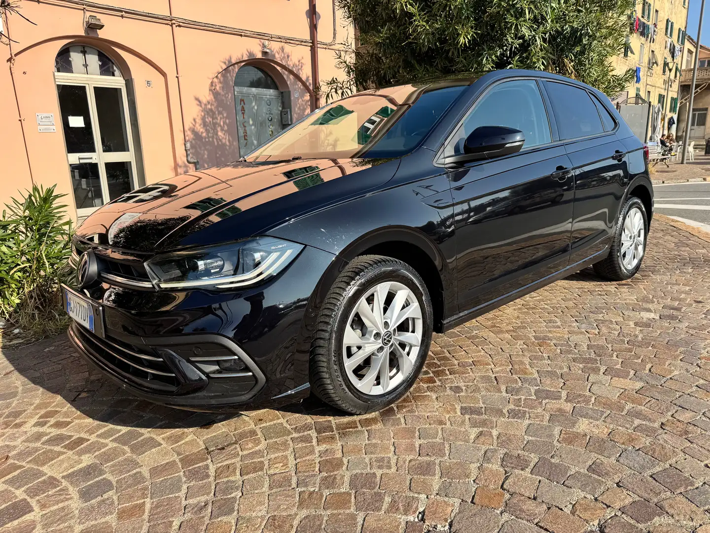 Volkswagen Polo Polo VI 2022 1.0 tsi Style 95cv Nero - 1