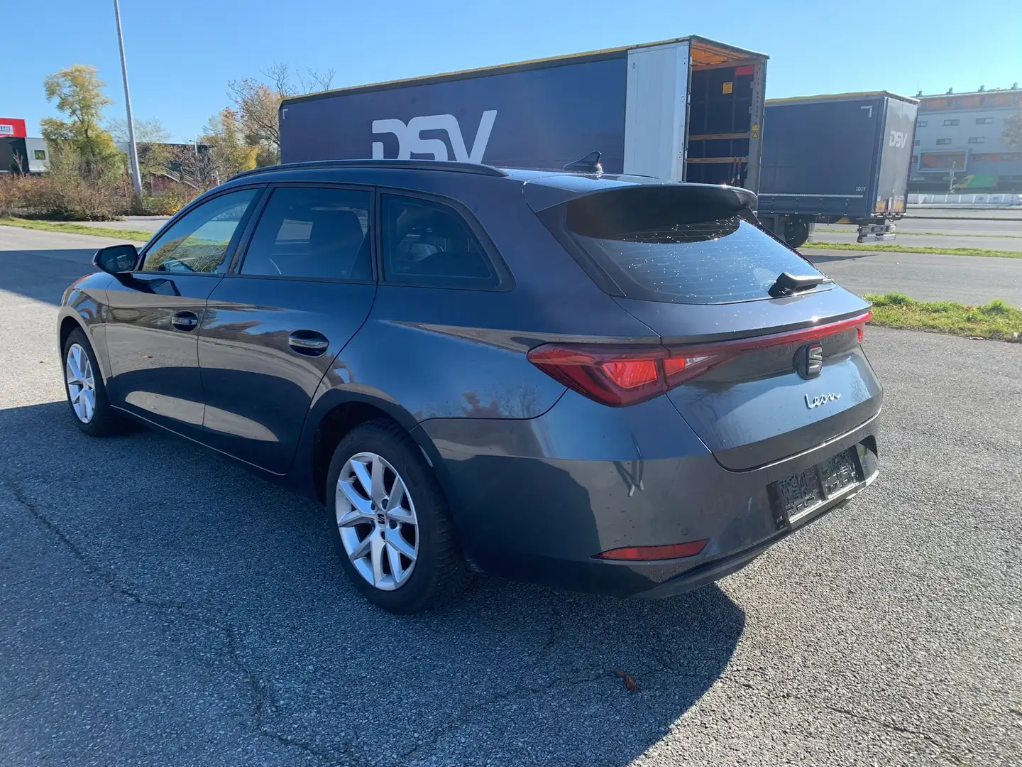 SEAT Leon Leon SP eHybrid Kombi DSG etsi Grau - 2