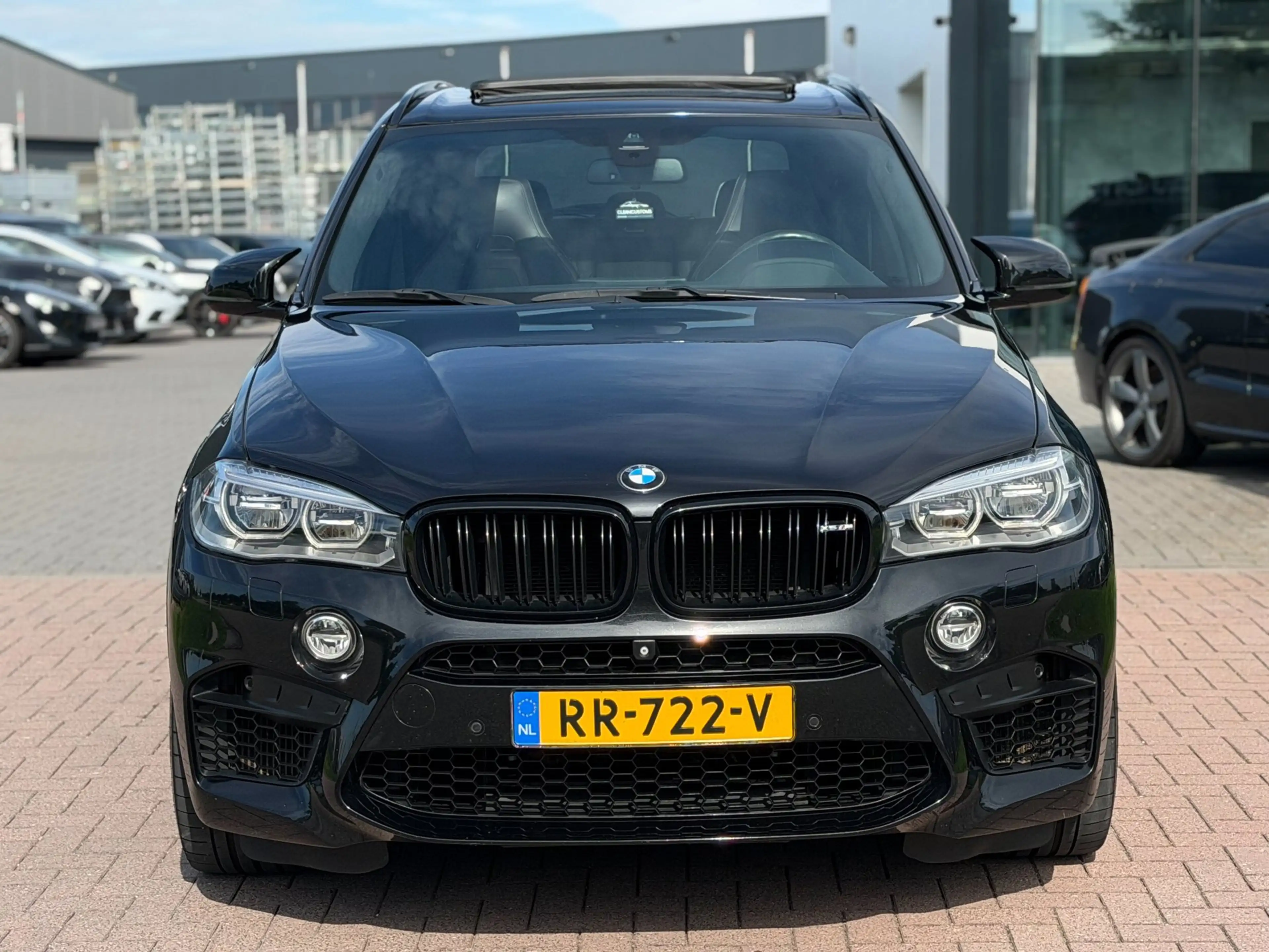 BMW X5 X5M 2016 576PK Full Black Pano-Carbon-Headup-Breyt — photo 2