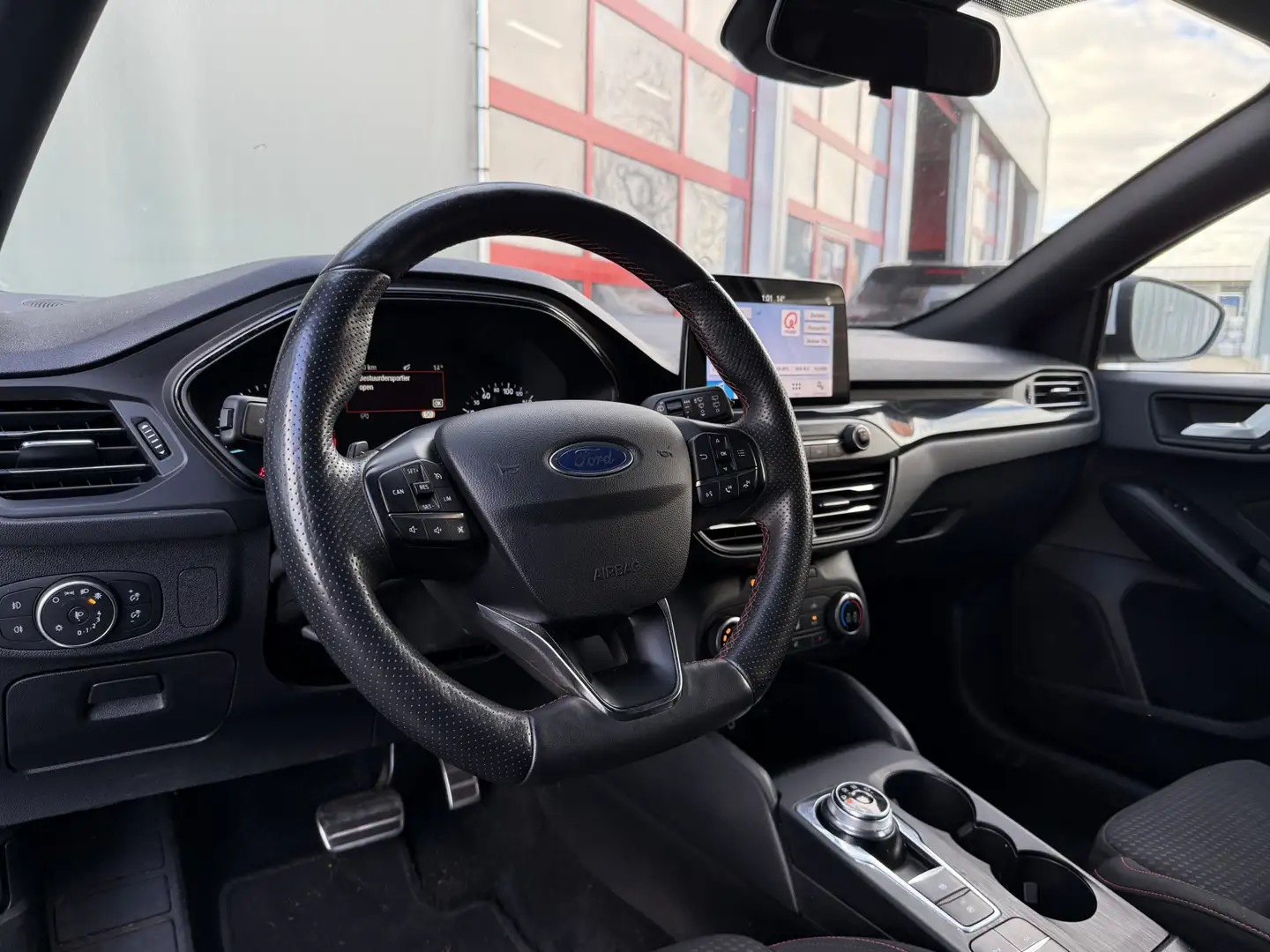 Ford Focus Wagon BWJ 2019 1.0 EcoBoost 125 PK Titanium Busine Blanc - 2