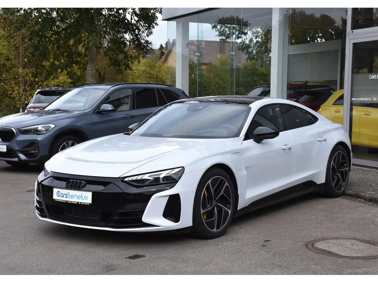 Audi e-tron GT 60 Quattro SUSP PNEU SG SPORT PLUS MEMO CAM360 1°M Gris - 2