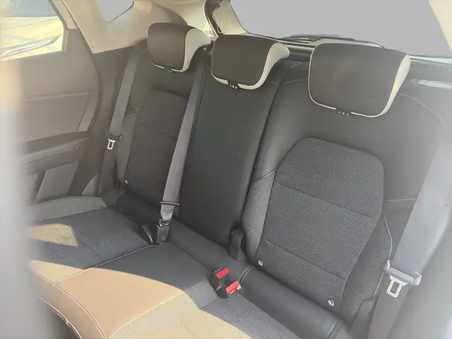 Renault Captur view 15