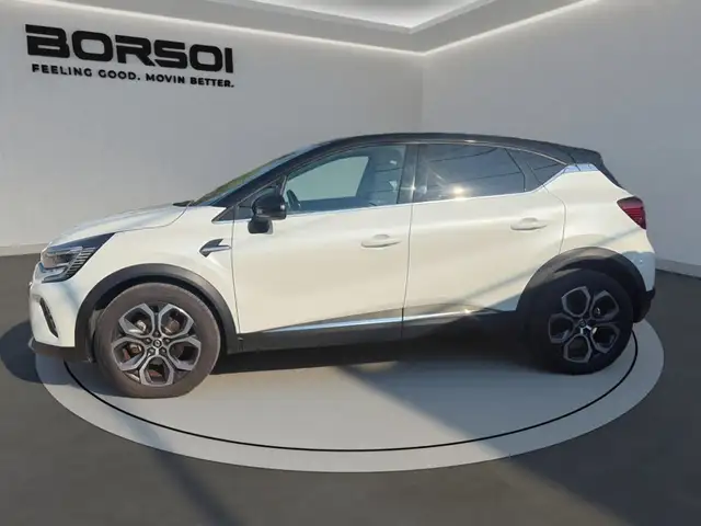 Renault Captur view 2