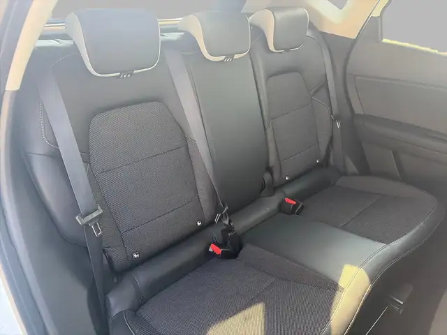 Renault Captur view 14