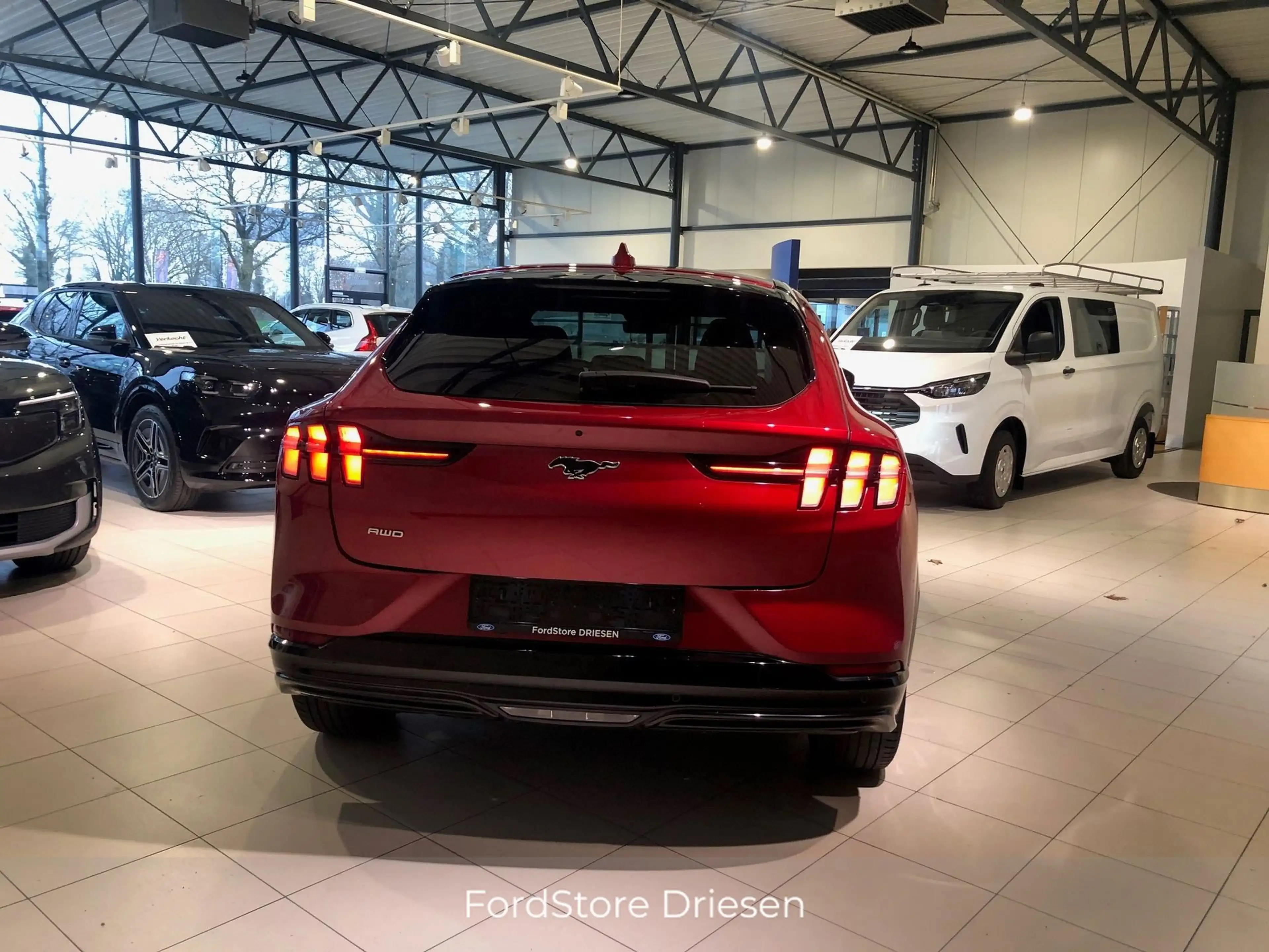 Ford Mustang Mach-E 76 kWh AWD BASE  BIJ DRIESEN BREE 089/461610 — photo 4