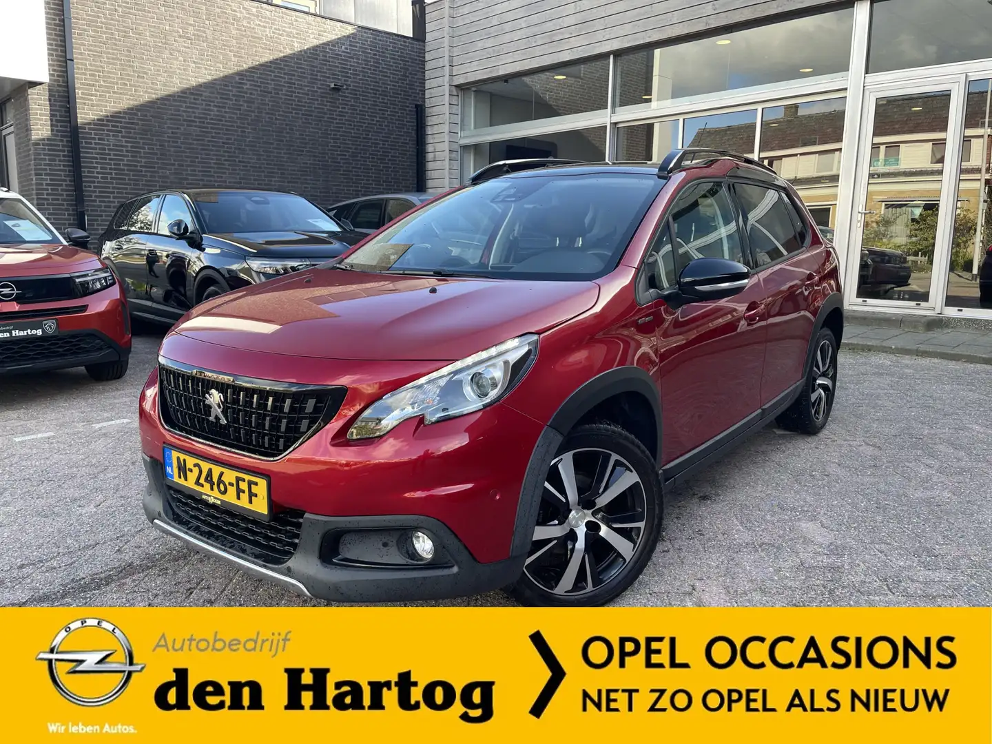 Peugeot 2008 1.2 PureTech GT-Line Automaat/Panorama dak/Stoelve Rot - 1