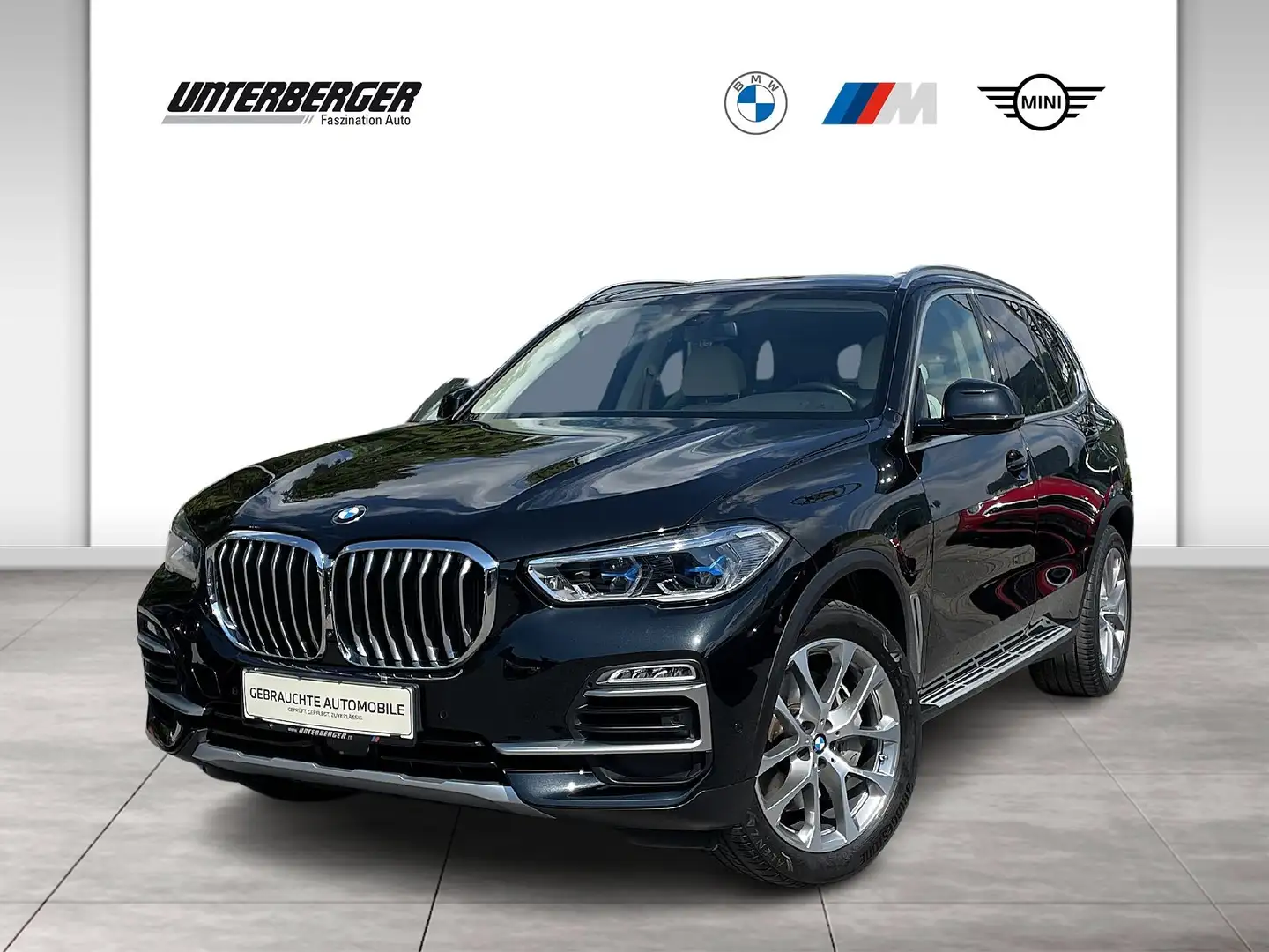 BMW X5 xDrive45e PHEV Aut. // xLine // Anhängerkupplung / Noir - 1