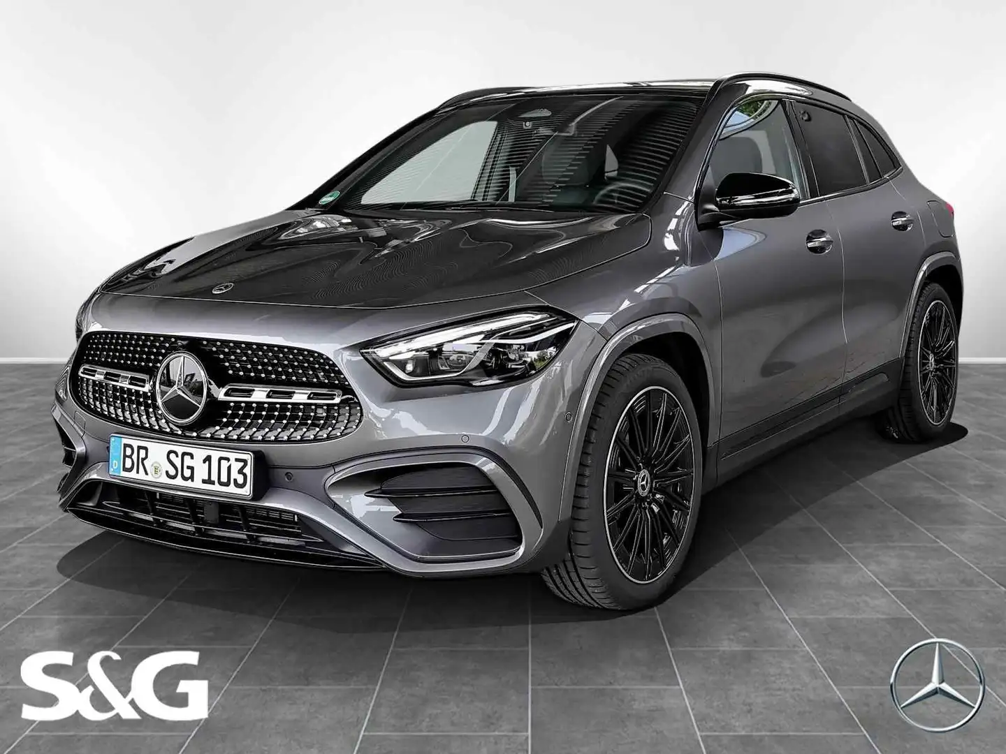 Mercedes-Benz GLA 200 AMG MBUX+M-LED+Pano+AHK+RüKam+Distro+DAB Gris - 1