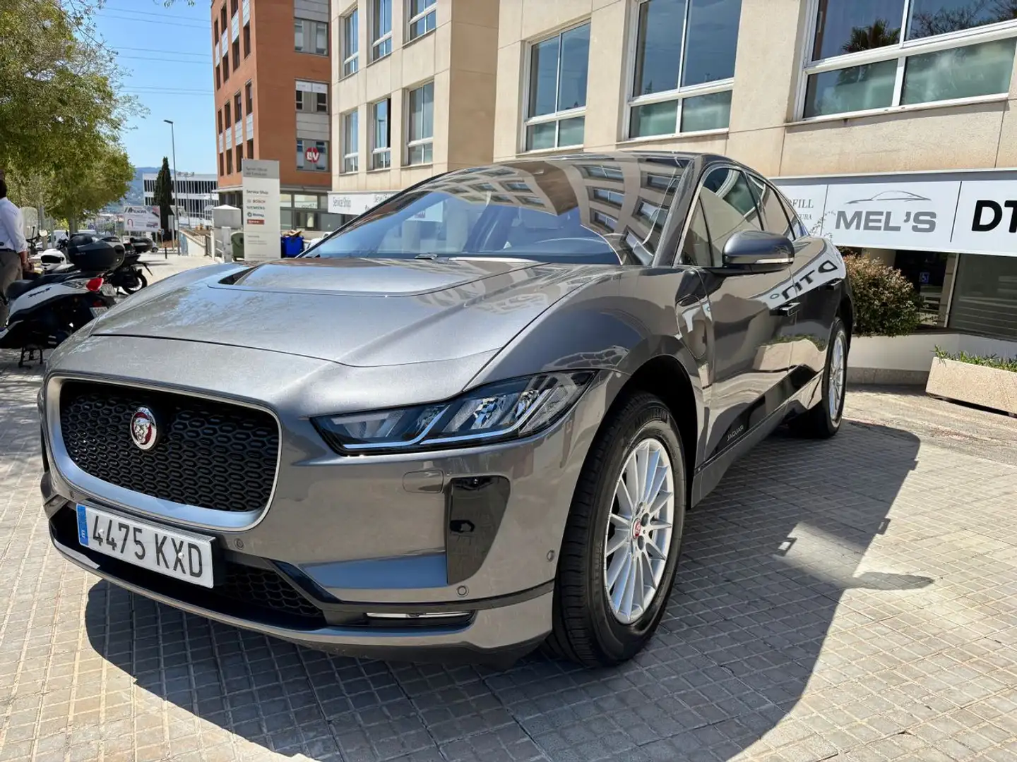 Jaguar I-Pace EV400 S AWD 400cv Grijs - 1