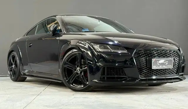 Audi TT view 11