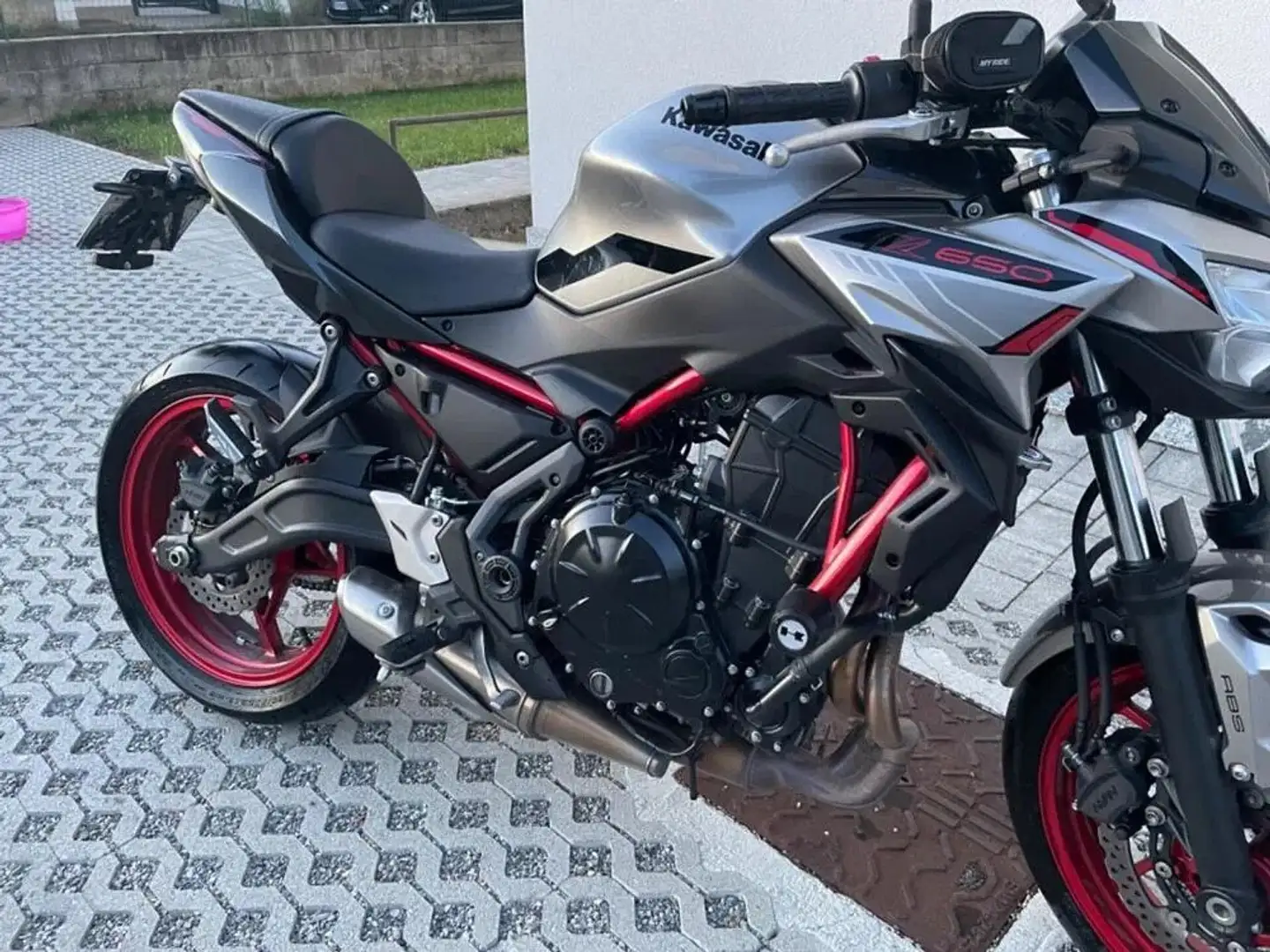 Kawasaki Z 650 Grigio - 2