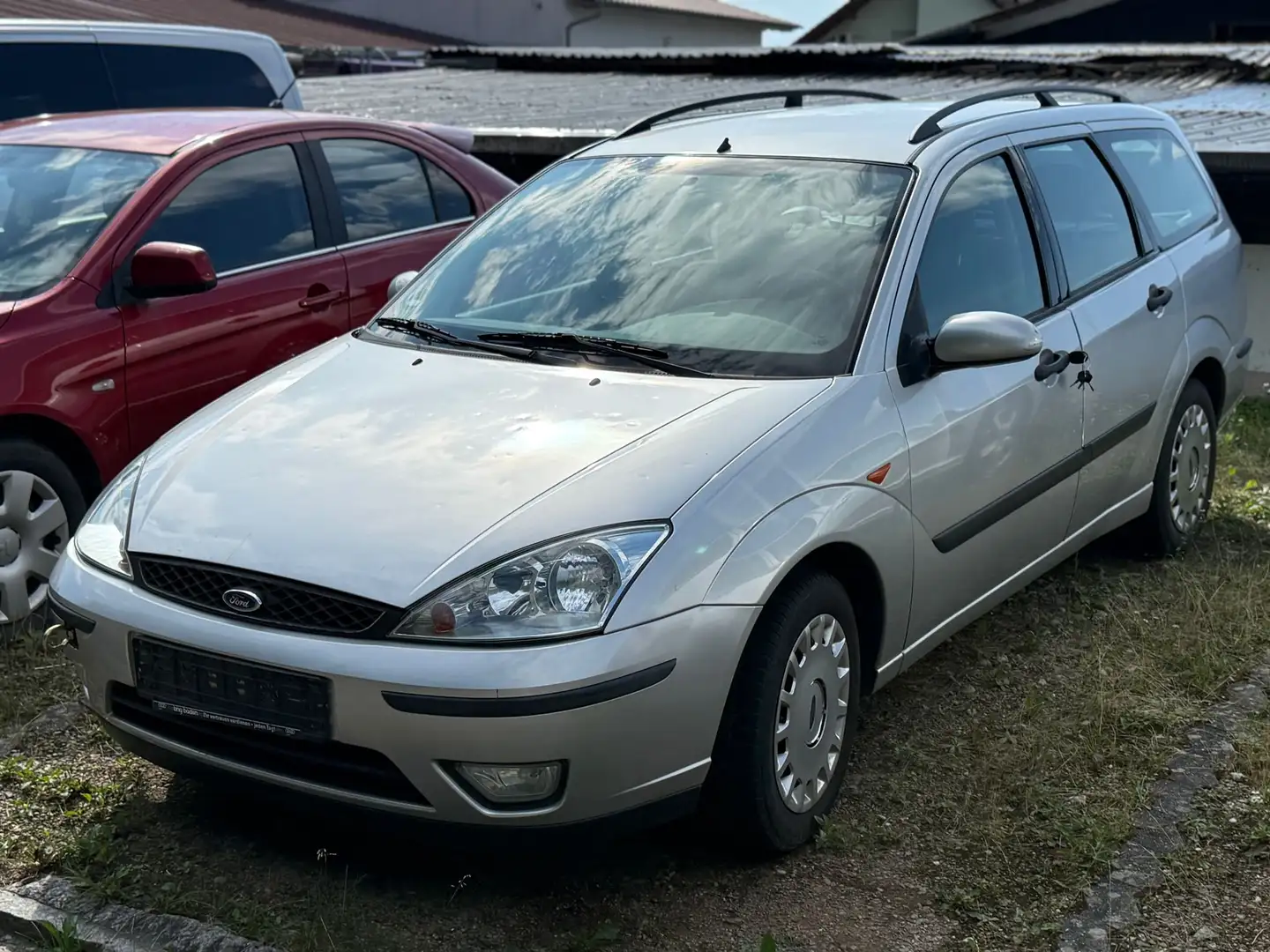 Ford Focus 1.6 Turnier Futura Gri - 1