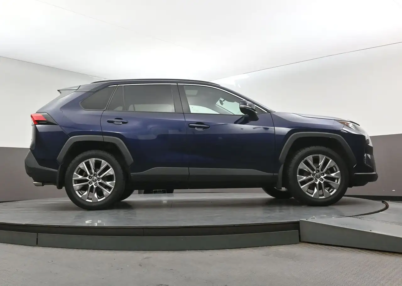 Toyota RAV 4 photo Toyota RAV 4
