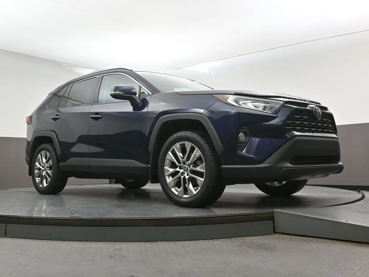 Toyota RAV 4 photo Toyota RAV 4