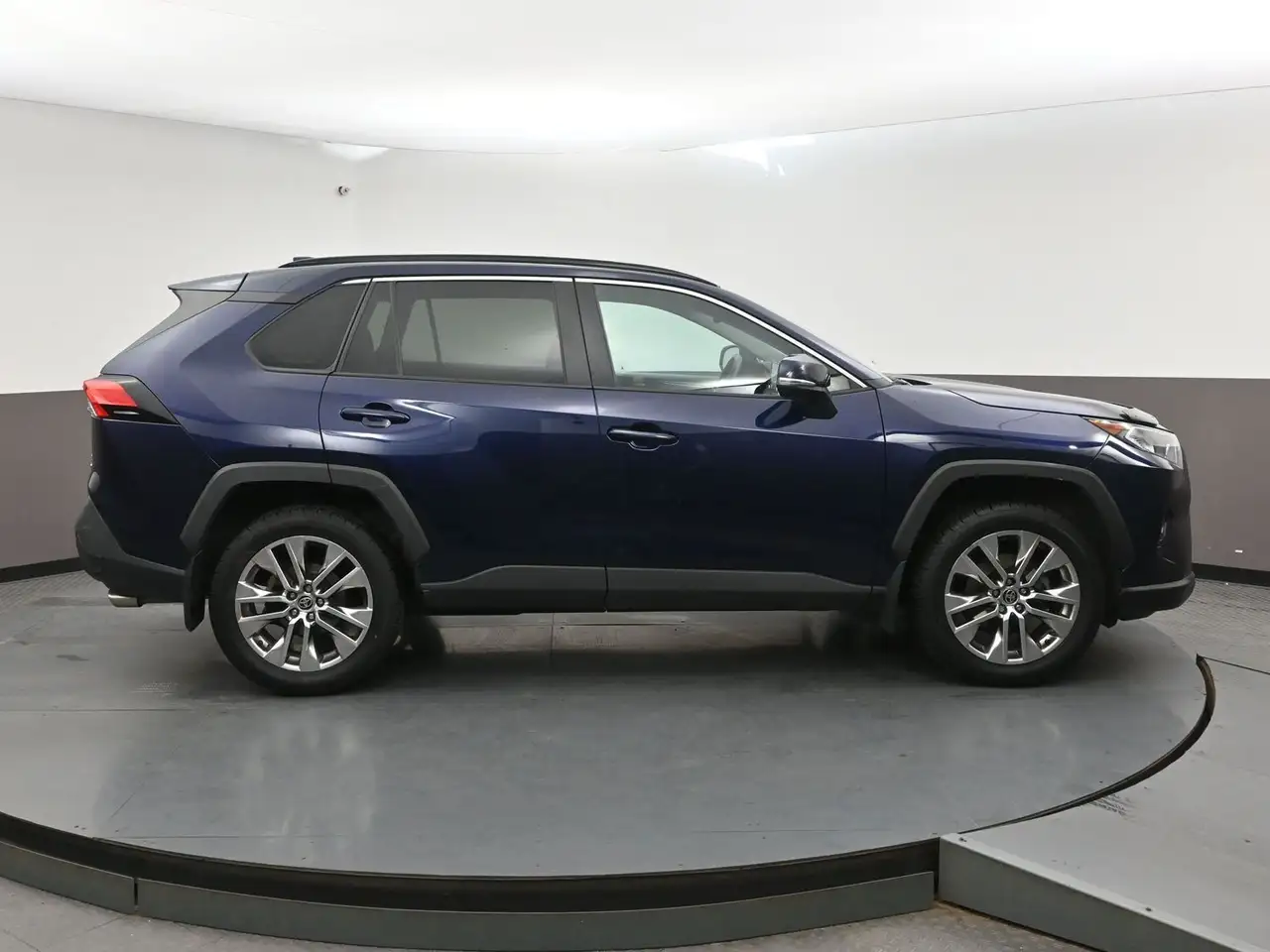 Toyota RAV 4 photo Toyota RAV 4