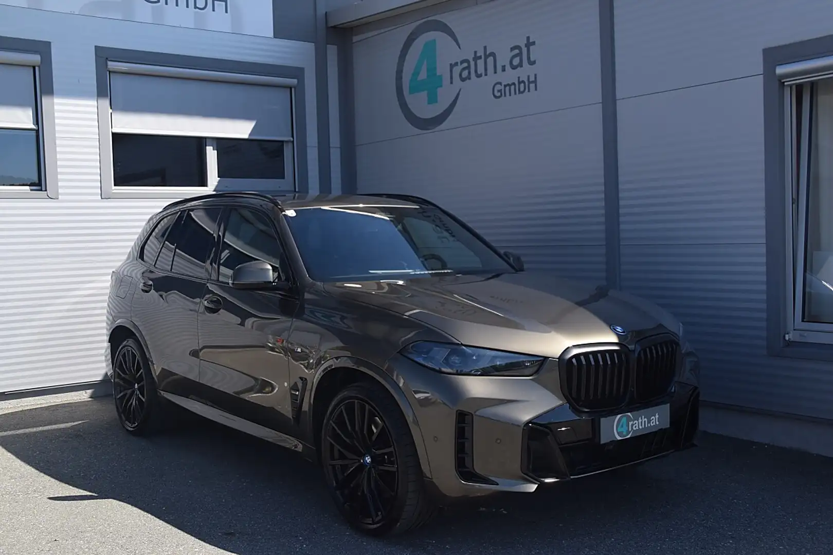 BMW X5 xDrive50e PHEV 25,7kWh Aut. MEGA-OPTIK/AHK Grün - 1