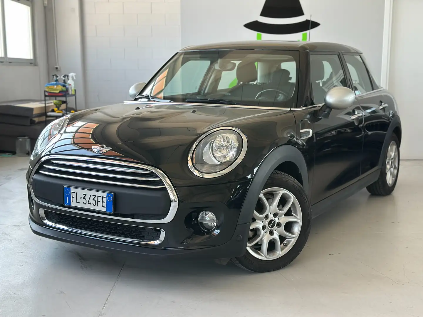 MINI One D 1.5 Boost 5p 95CV Czarny - 1