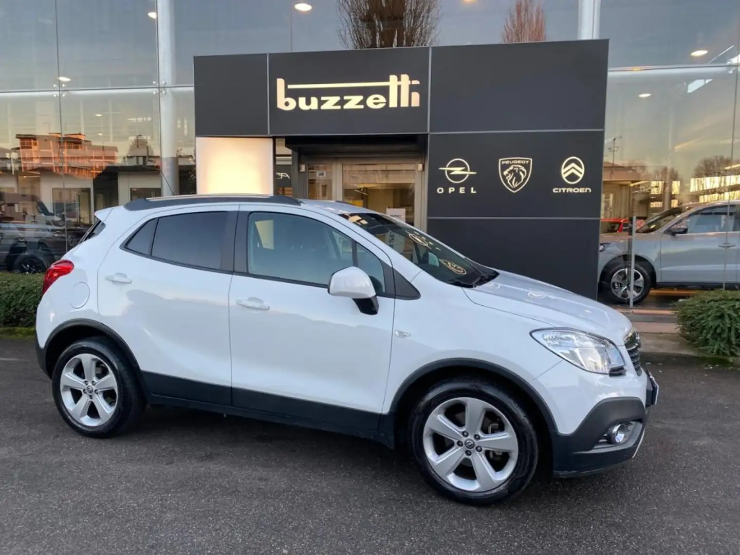 Opel Mokka 1.7 CDTI Ecotec 130CV 4x4 Start&Stop Ego Weiß - 2
