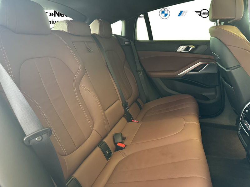 BMW X6 xDrive30d — photo 8
