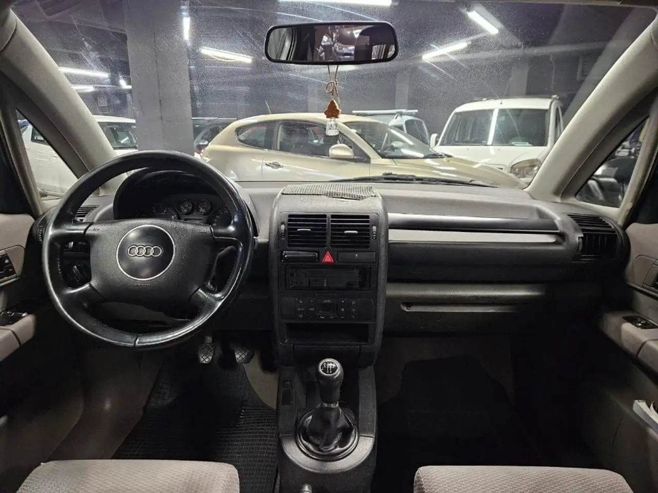 Audi A2 1.4 16V, foto 9