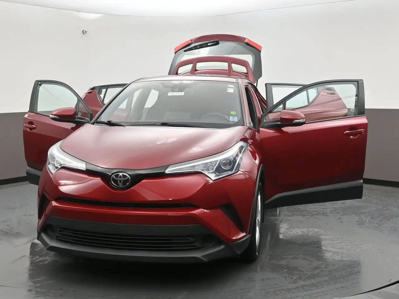 Toyota C-HR снимка Toyota C-HR
