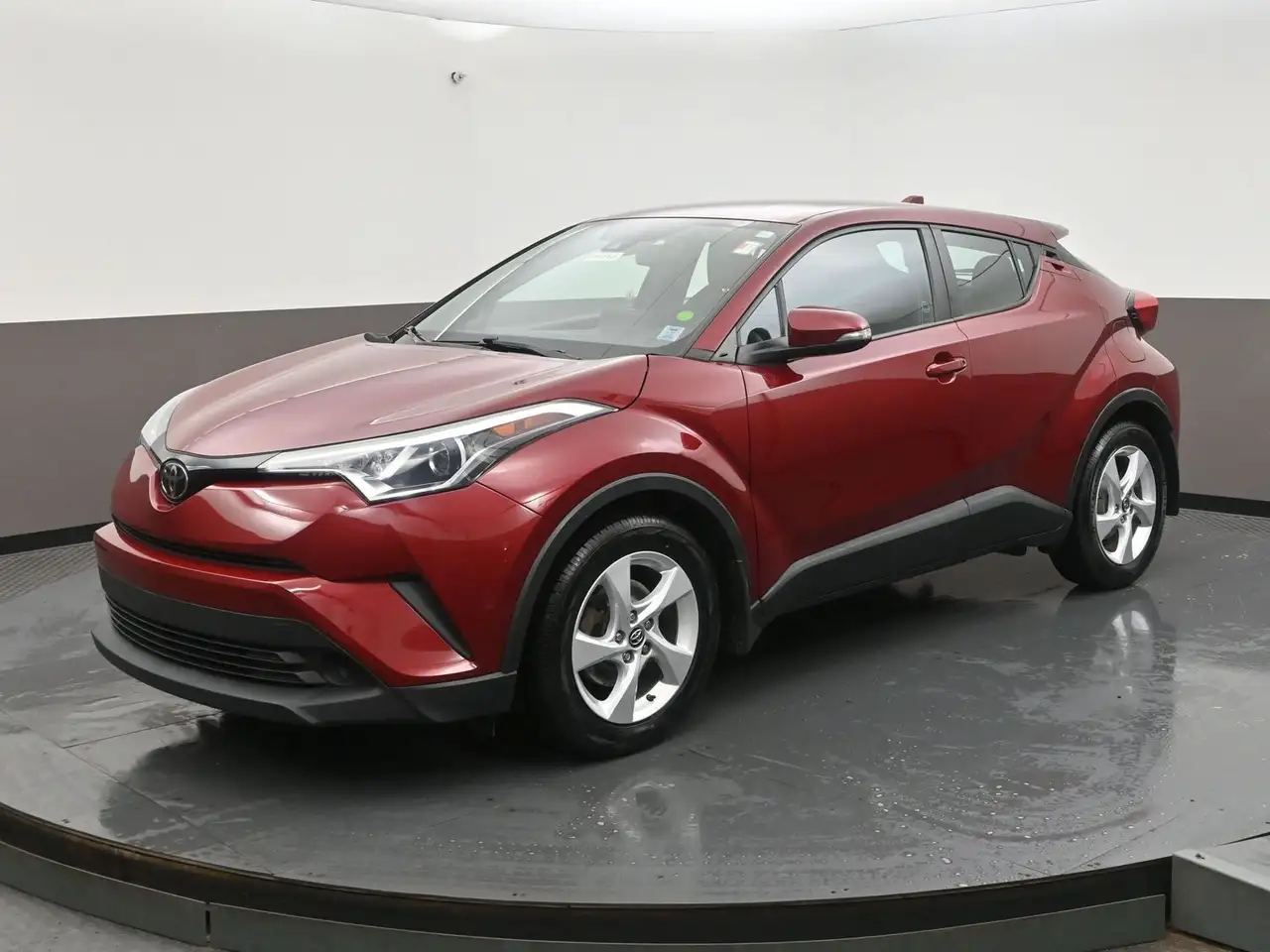 Toyota C-HR снимка Toyota C-HR
