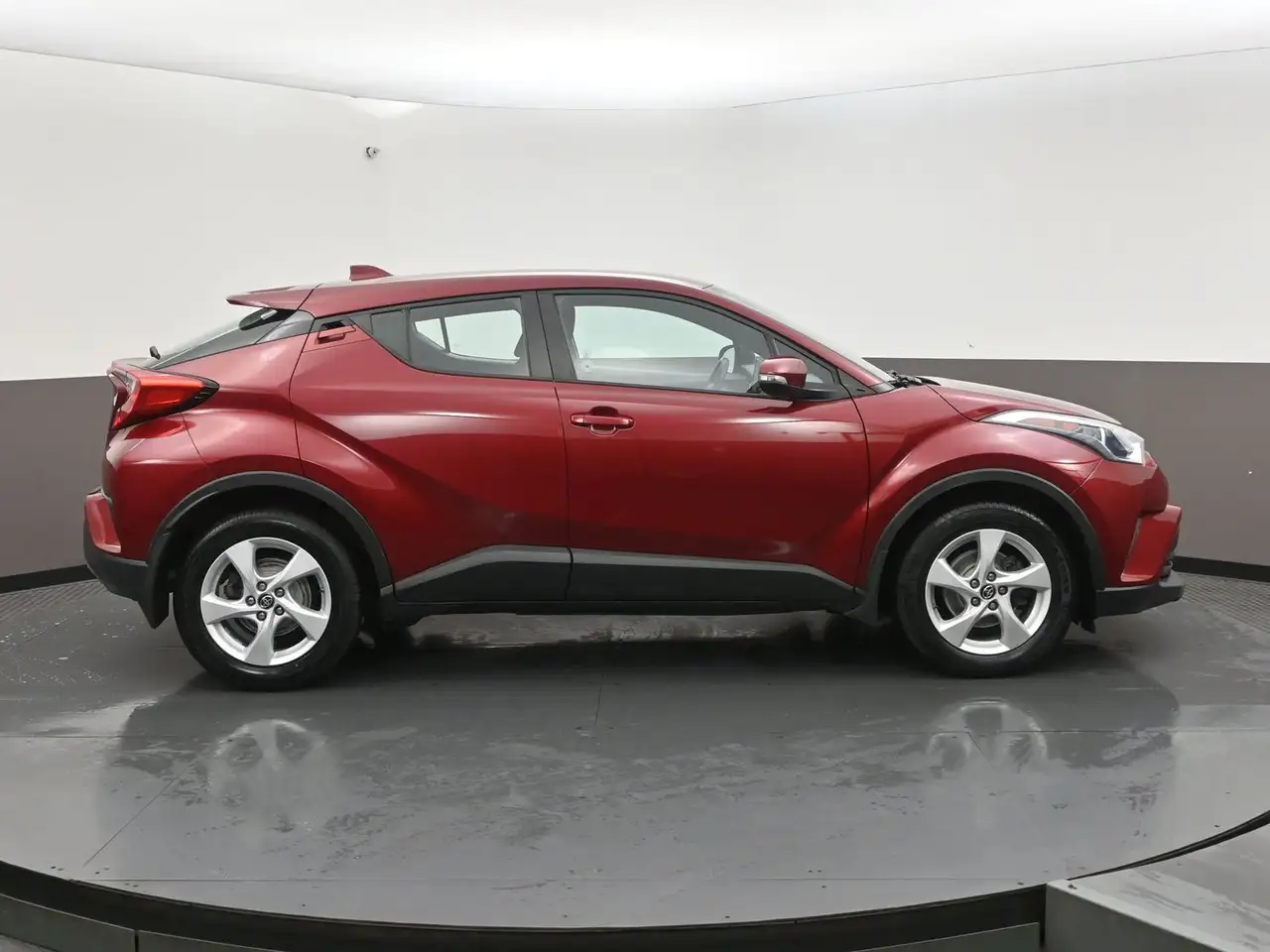 Toyota C-HR снимка Toyota C-HR