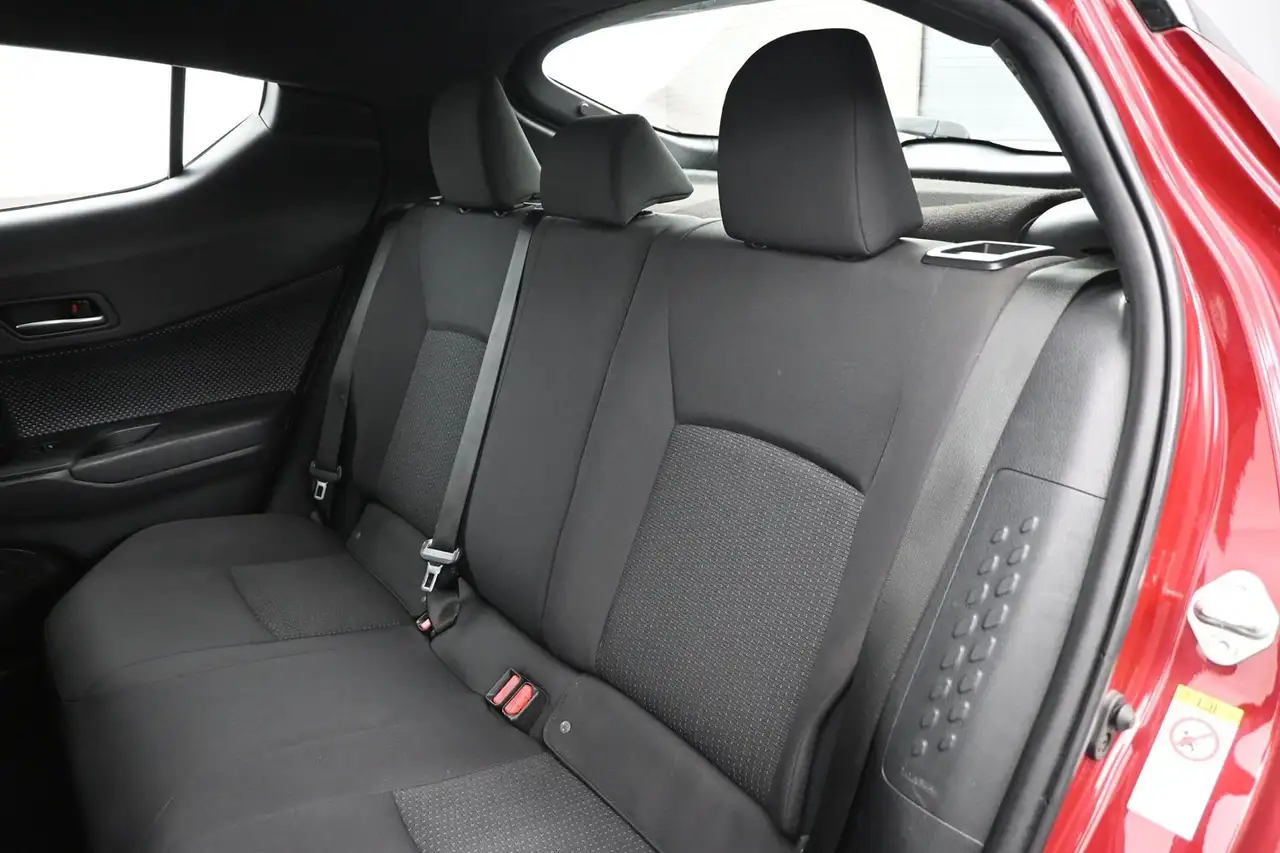 Toyota C-HR снимка Toyota C-HR