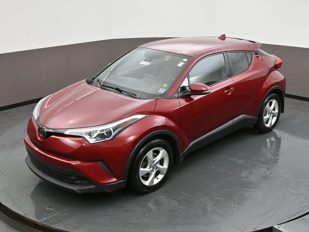 Toyota C-HR снимка Toyota C-HR