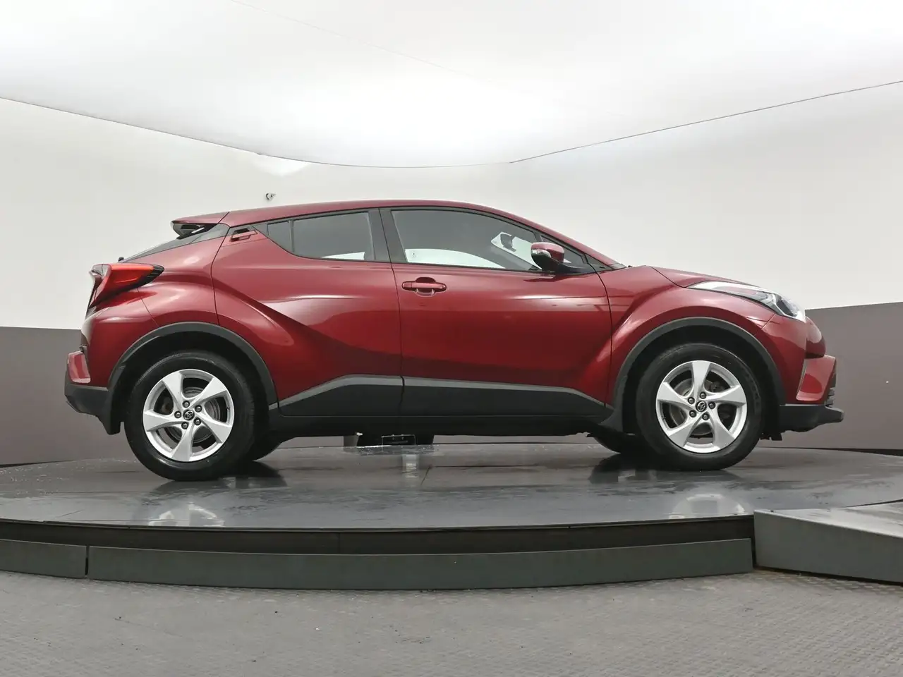 Toyota C-HR снимка Toyota C-HR