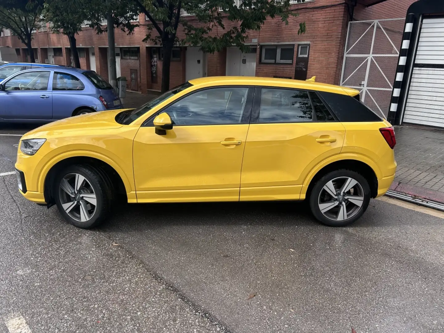 Audi Q2 2.0TDI Sport edition quattro S-T 110kW Gelb - 2