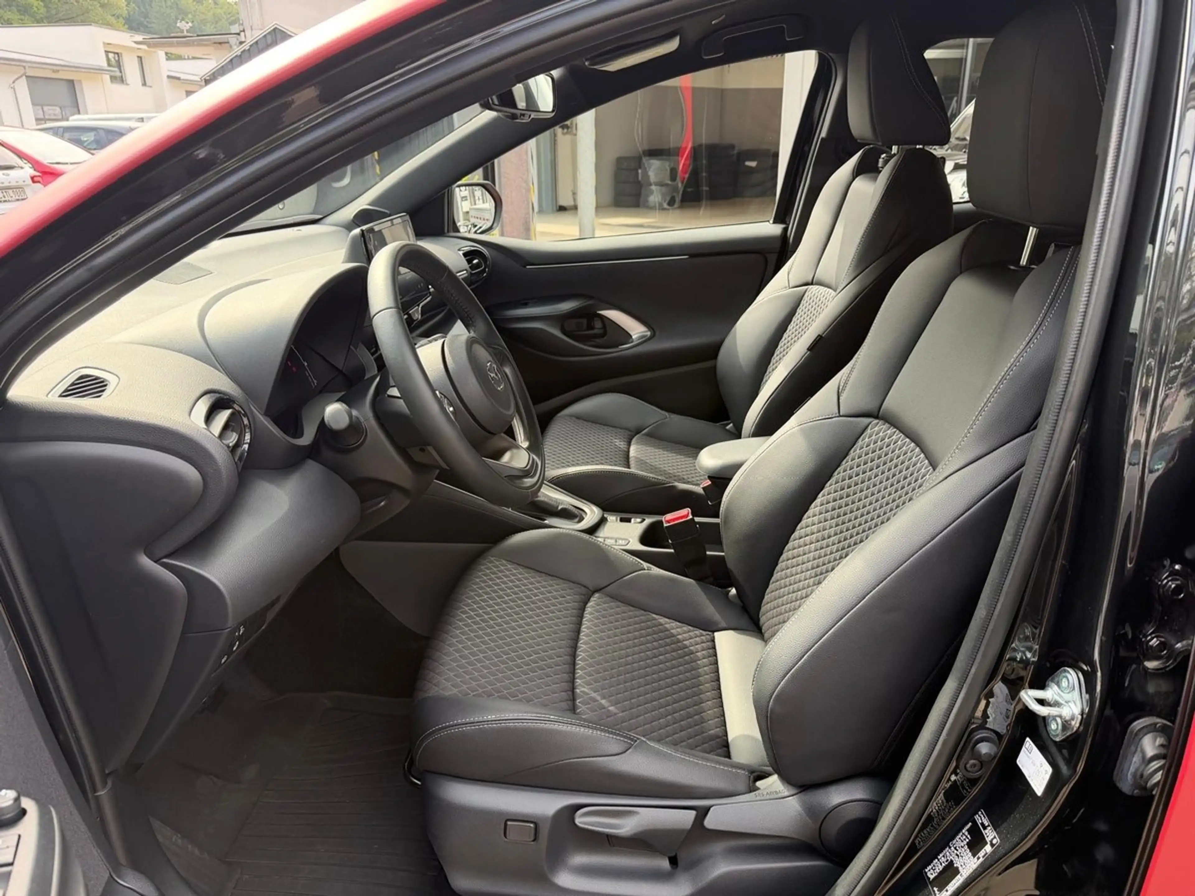 Mazda 2 1.5 Hybrid Homura, Vollfolierung, LED, Carplay, *A — photo 5