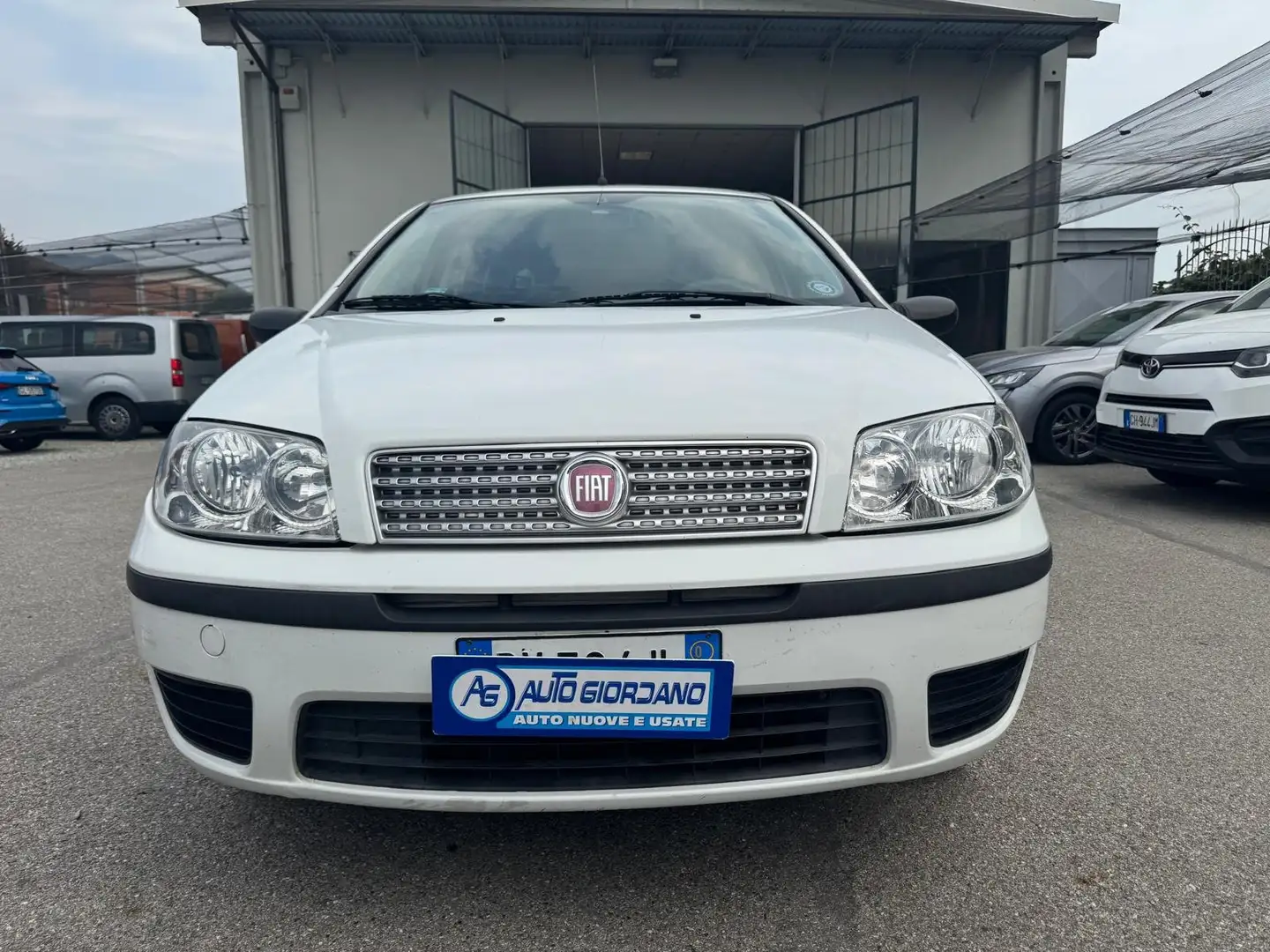 Fiat Punto 1.2 5P. PRONTA ALL'USO Wit - 2