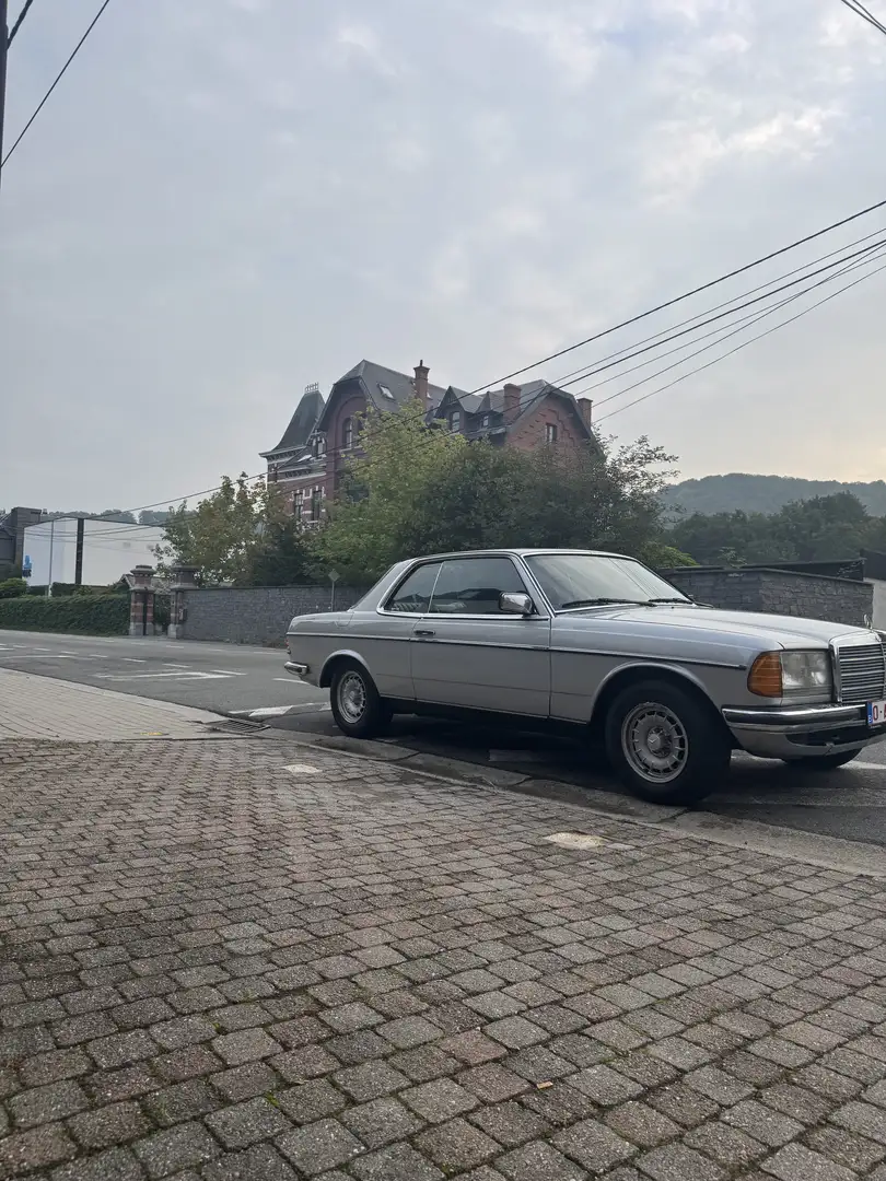 Mercedes-Benz CE 230 - 1