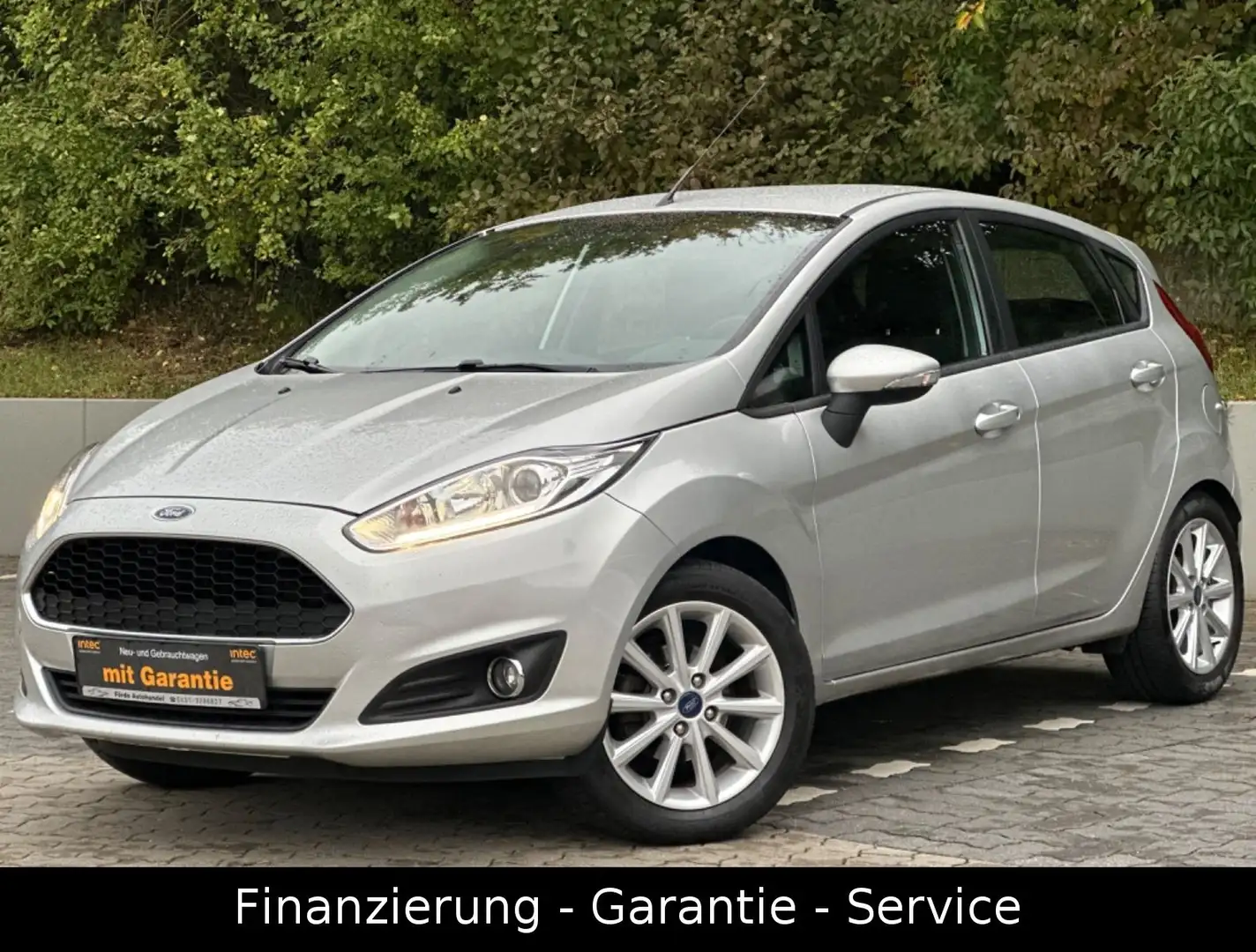 Ford Fiesta Celebration/LED/KLIMA/SHZ/ALU/TÜV NEU/TOP Argent - 1