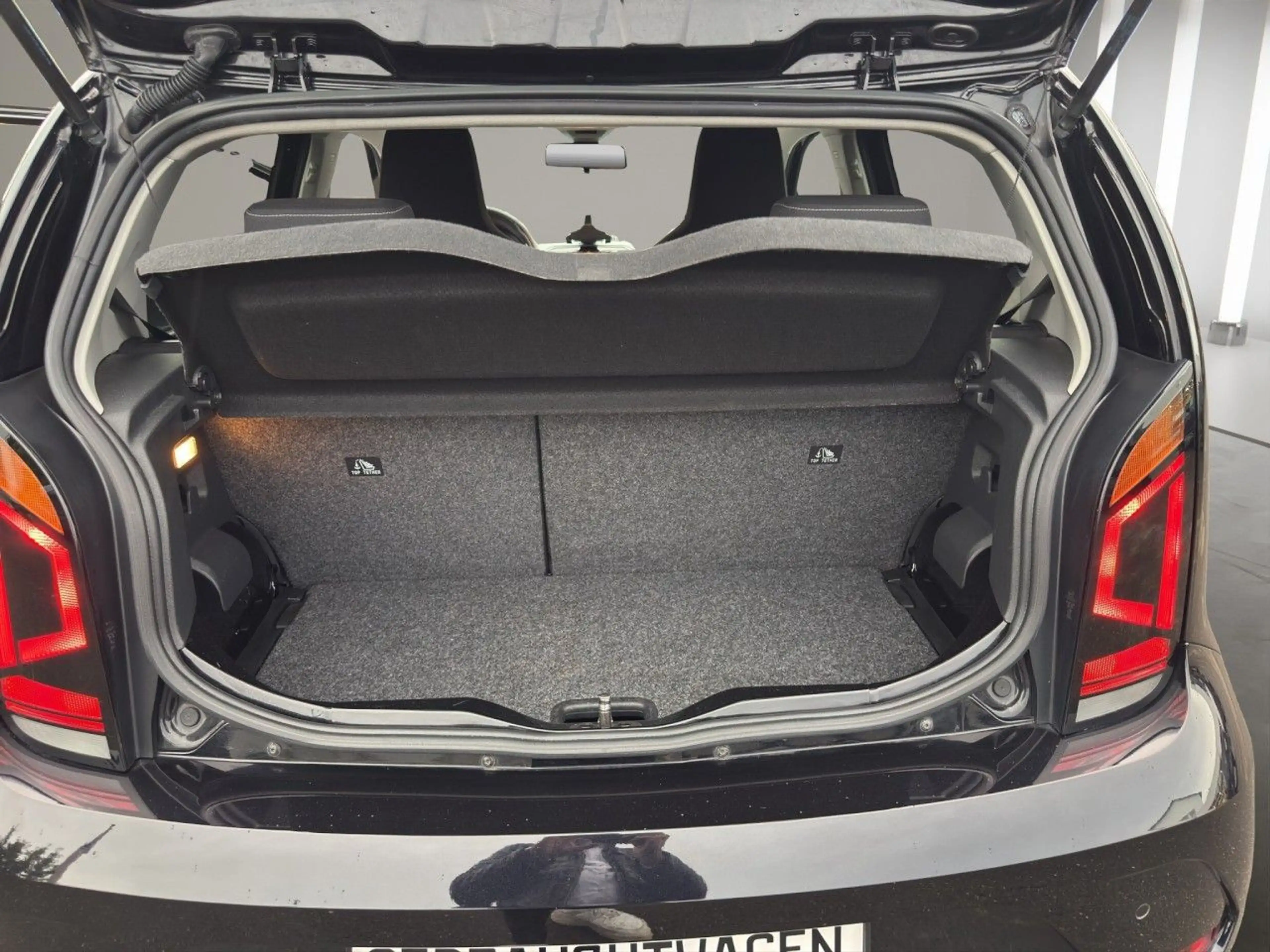 Volkswagen up! 1.0 48 kW 5-Gang — photo 15