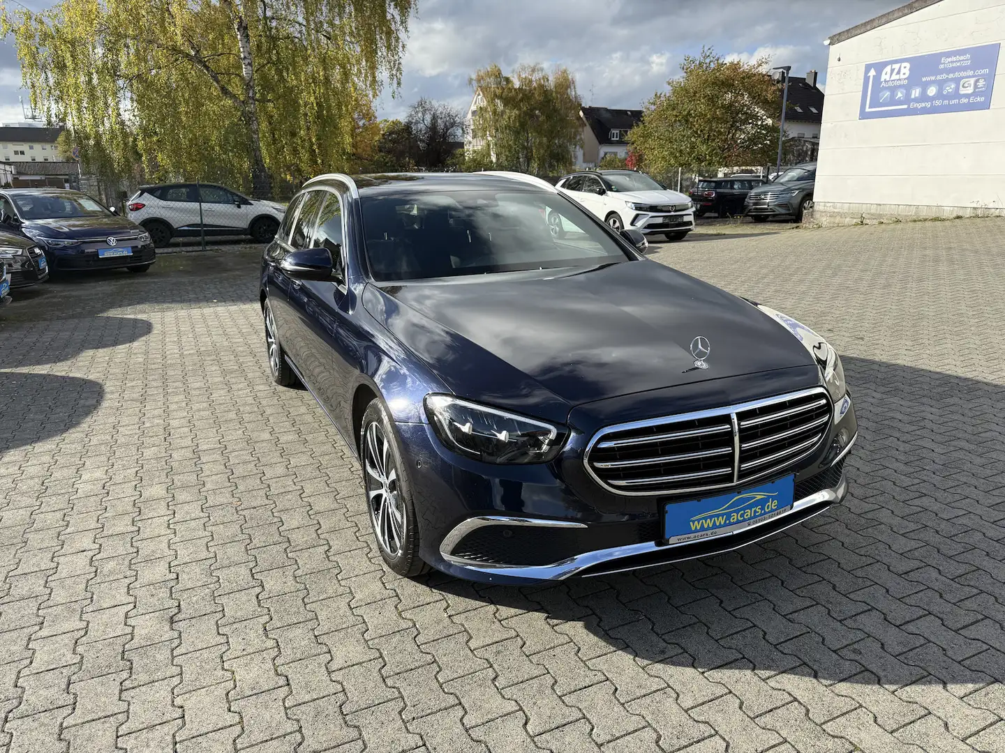 Mercedes-Benz E 300 de 4Matic Aut Avand Navi LED Kamera Temp PDC Alu18 Bleu - 2