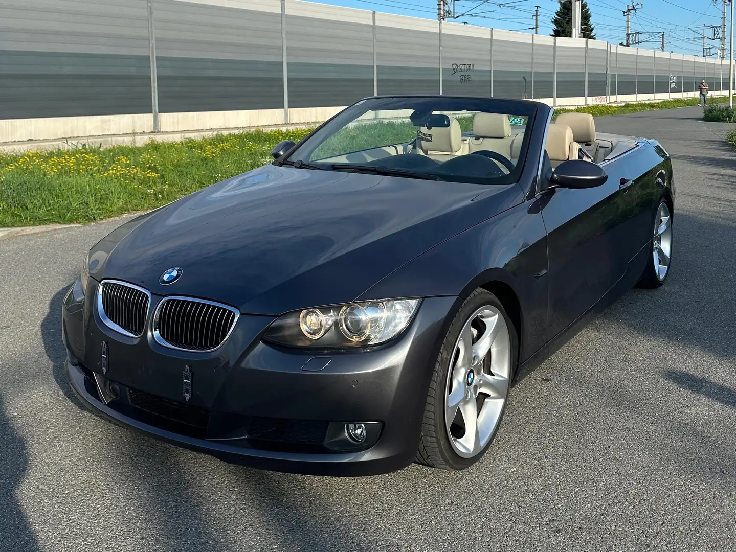 BMW 335 335i Cabrio Aut. - 2