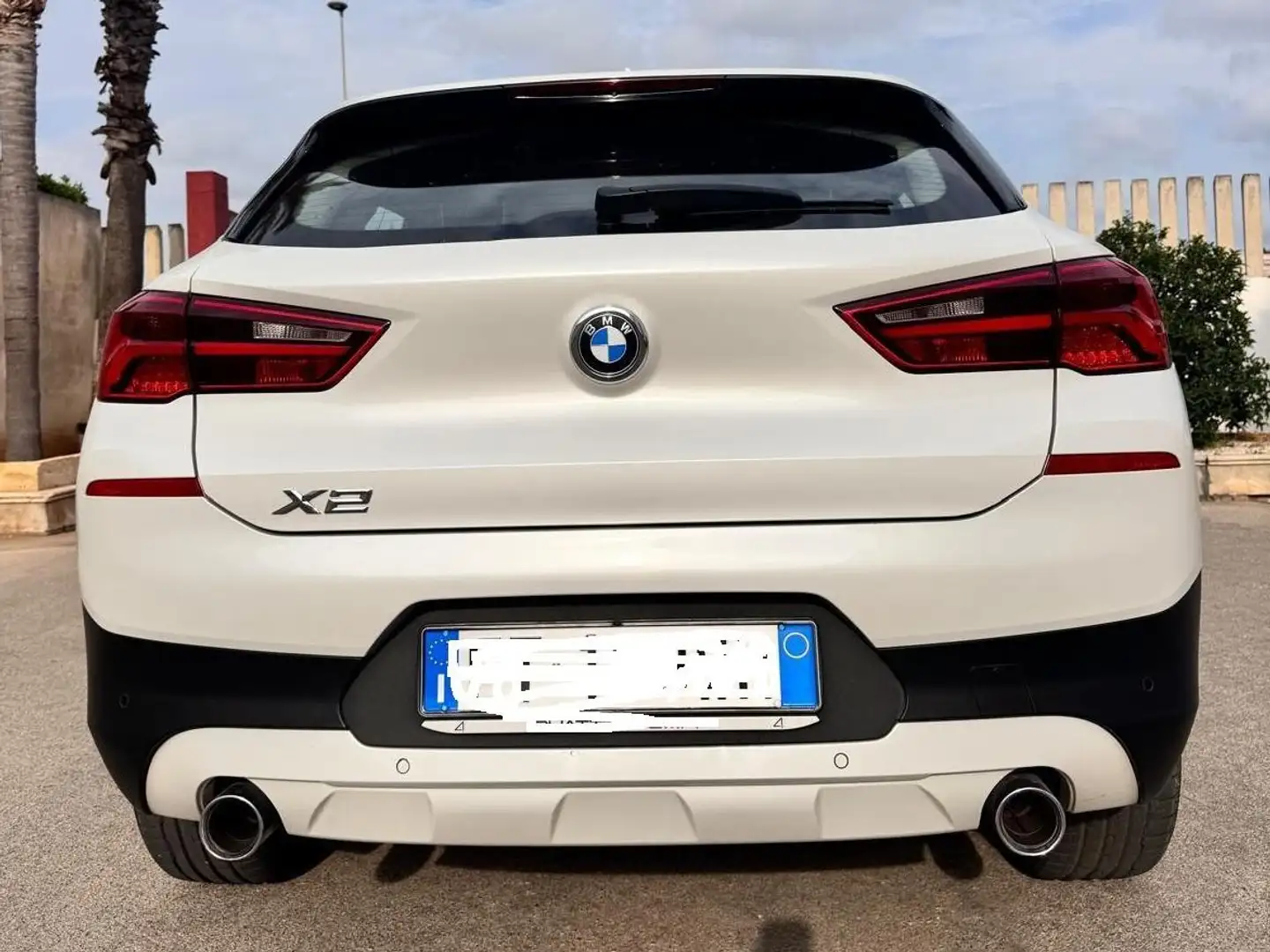 BMW X2 X2 F39 sdrive18d auto Weiß - 2