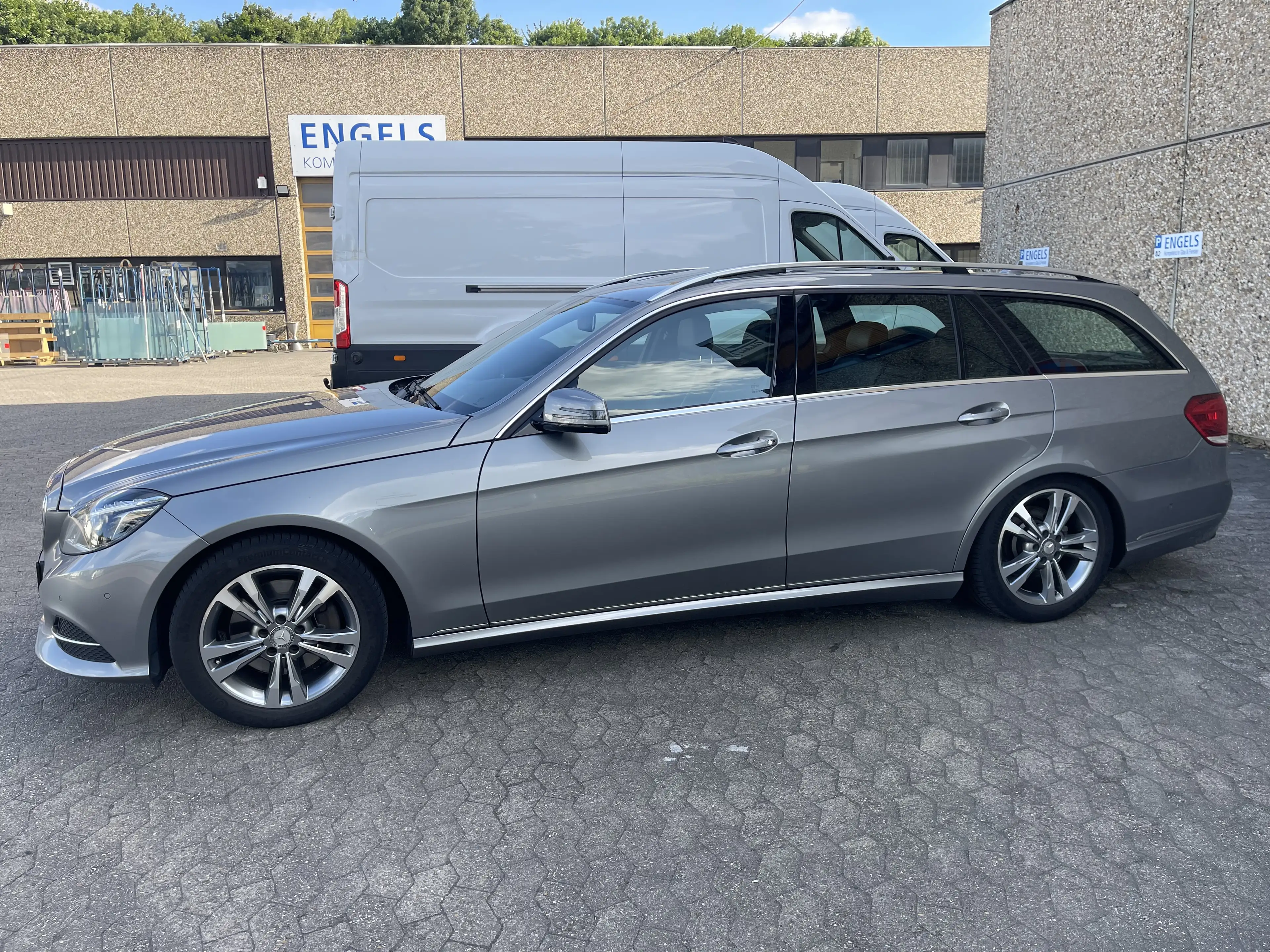 Mercedes-Benz E 250 CDI T 4Matic Avantgarde Voll 2.H 7G-TRONIC Top — photo 6